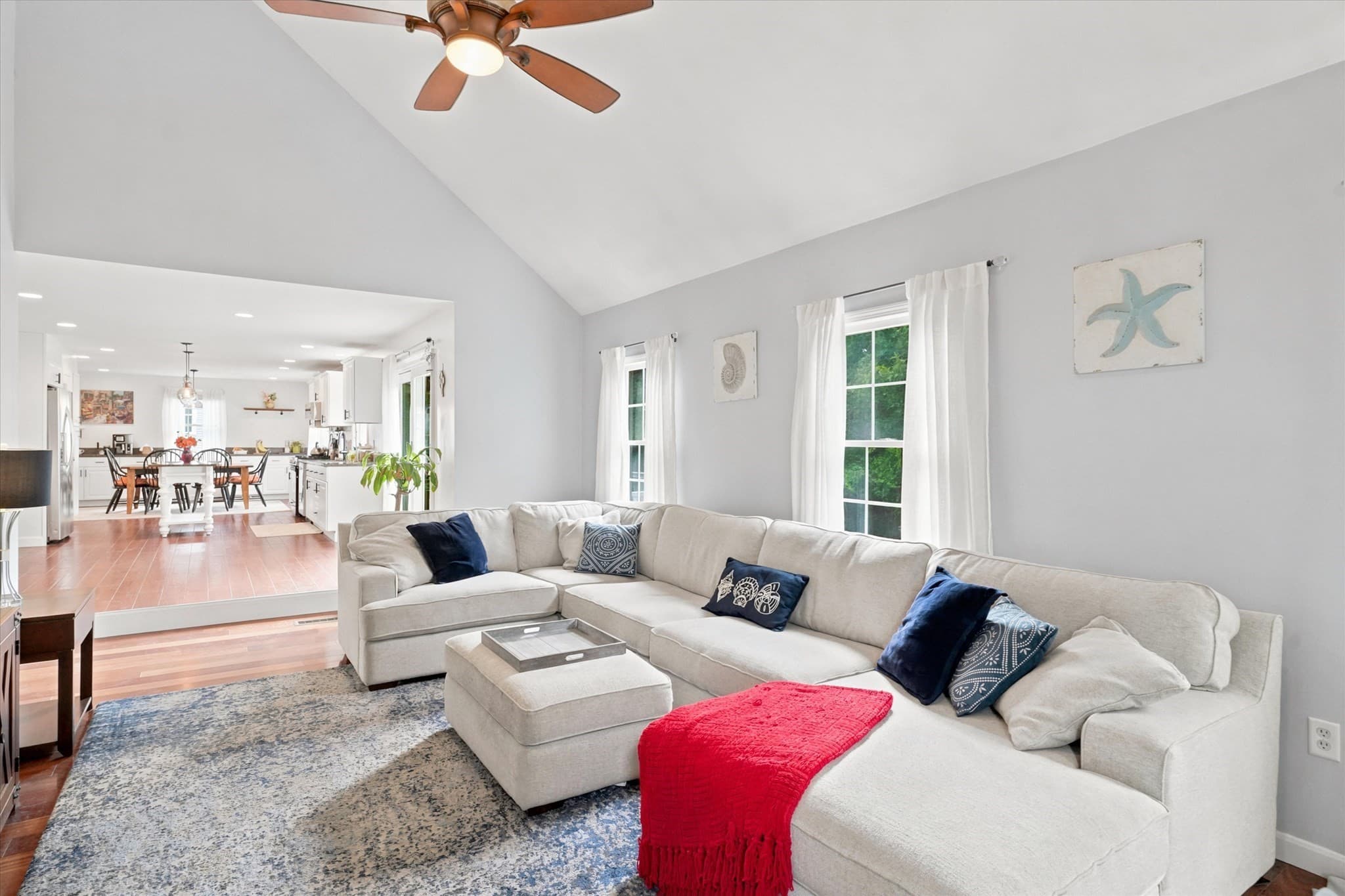 Single Family Residence at 33 Fairway Dr, Woburn MA 01801, Woburn, photo 13 of 40