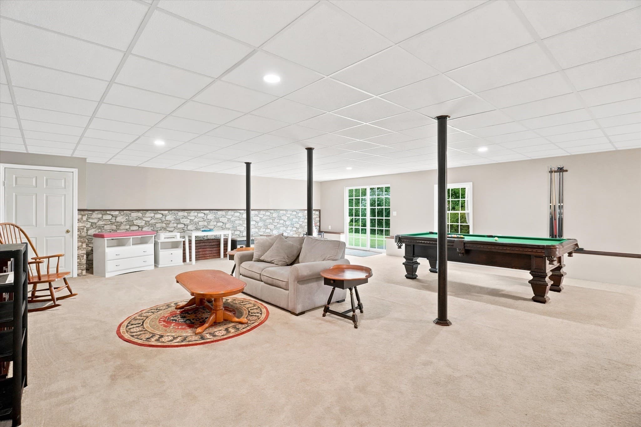 Single Family Residence at 33 Fairway Dr, Woburn MA 01801, Woburn, photo 26 of 40