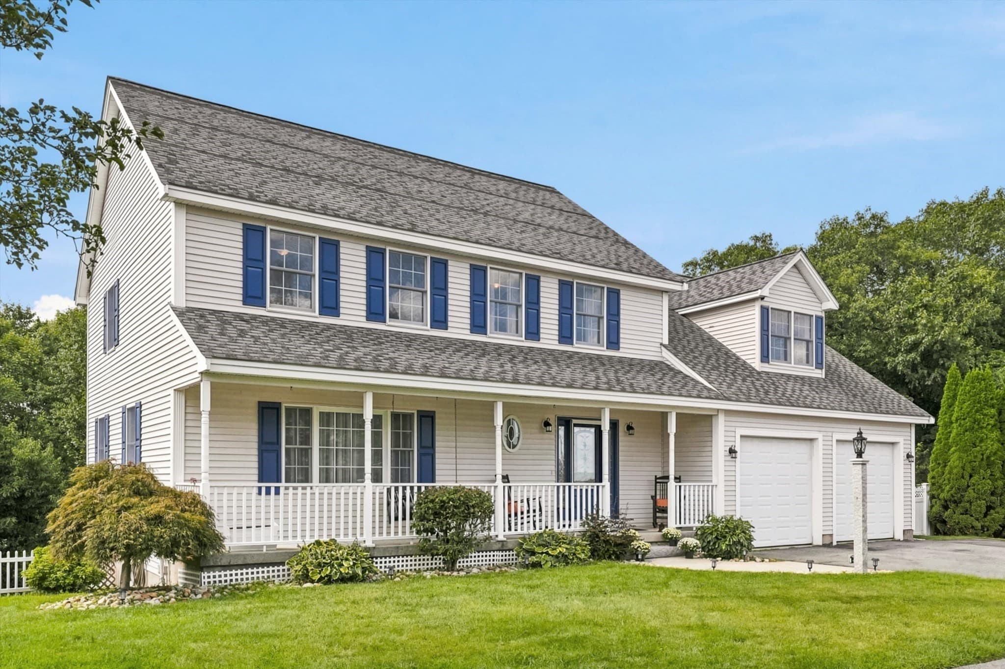 33 Fairway Dr, Woburn MA 01801