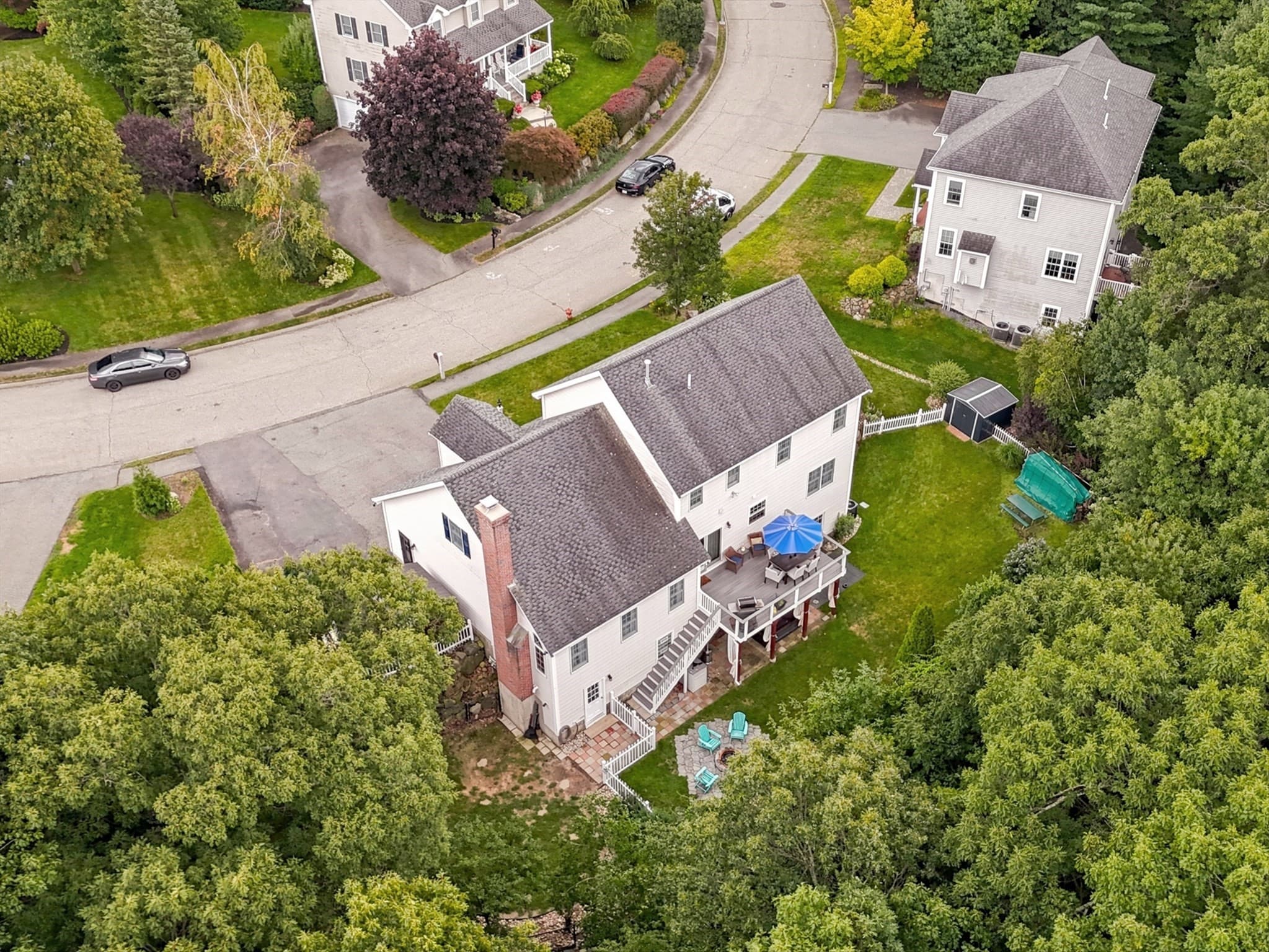 Single Family Residence at 33 Fairway Dr, Woburn MA 01801, Woburn, photo 34 of 40