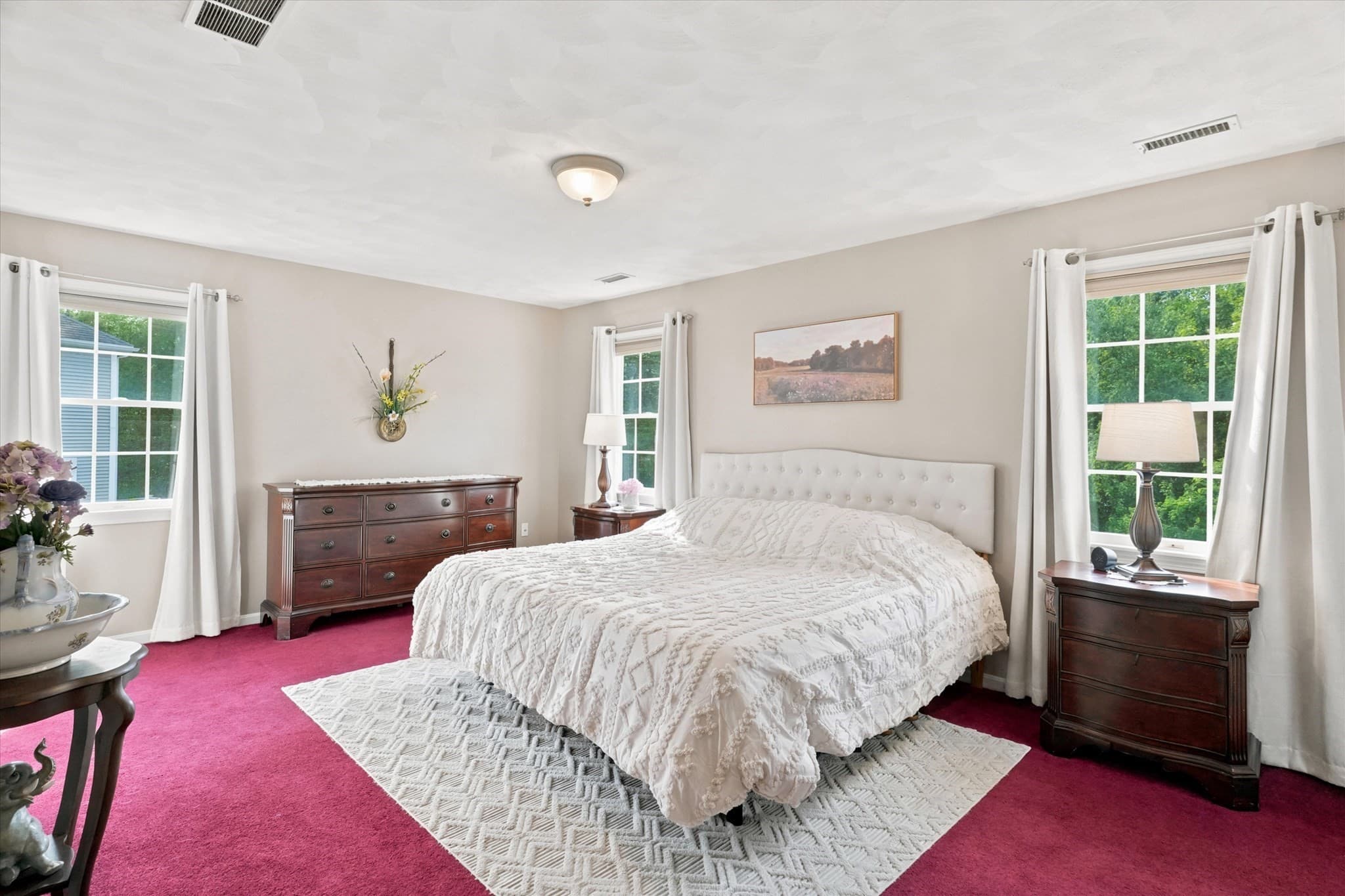 Single Family Residence at 33 Fairway Dr, Woburn MA 01801, Woburn, photo 18 of 40