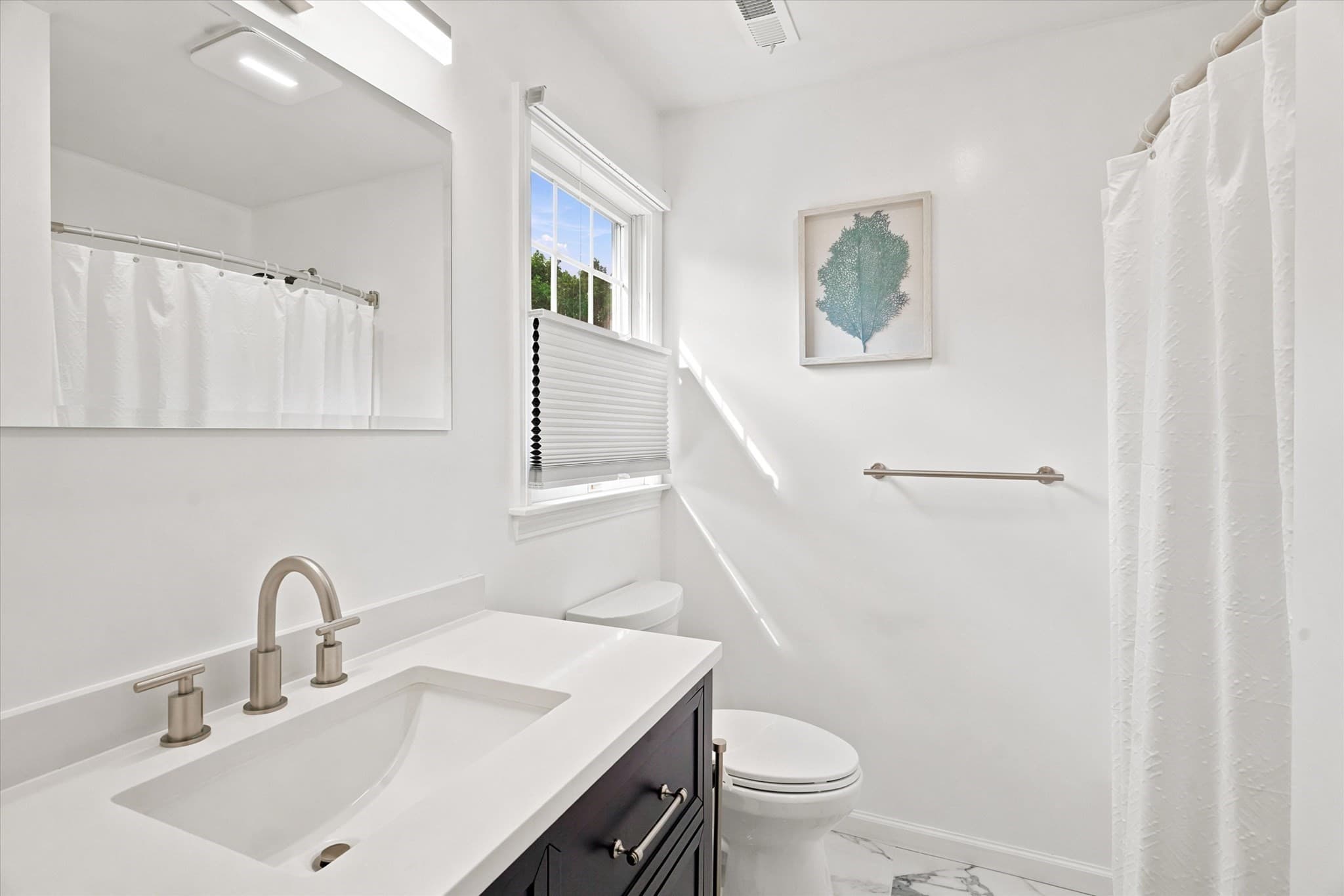 Single Family Residence at 33 Fairway Dr, Woburn MA 01801, Woburn, photo 19 of 40