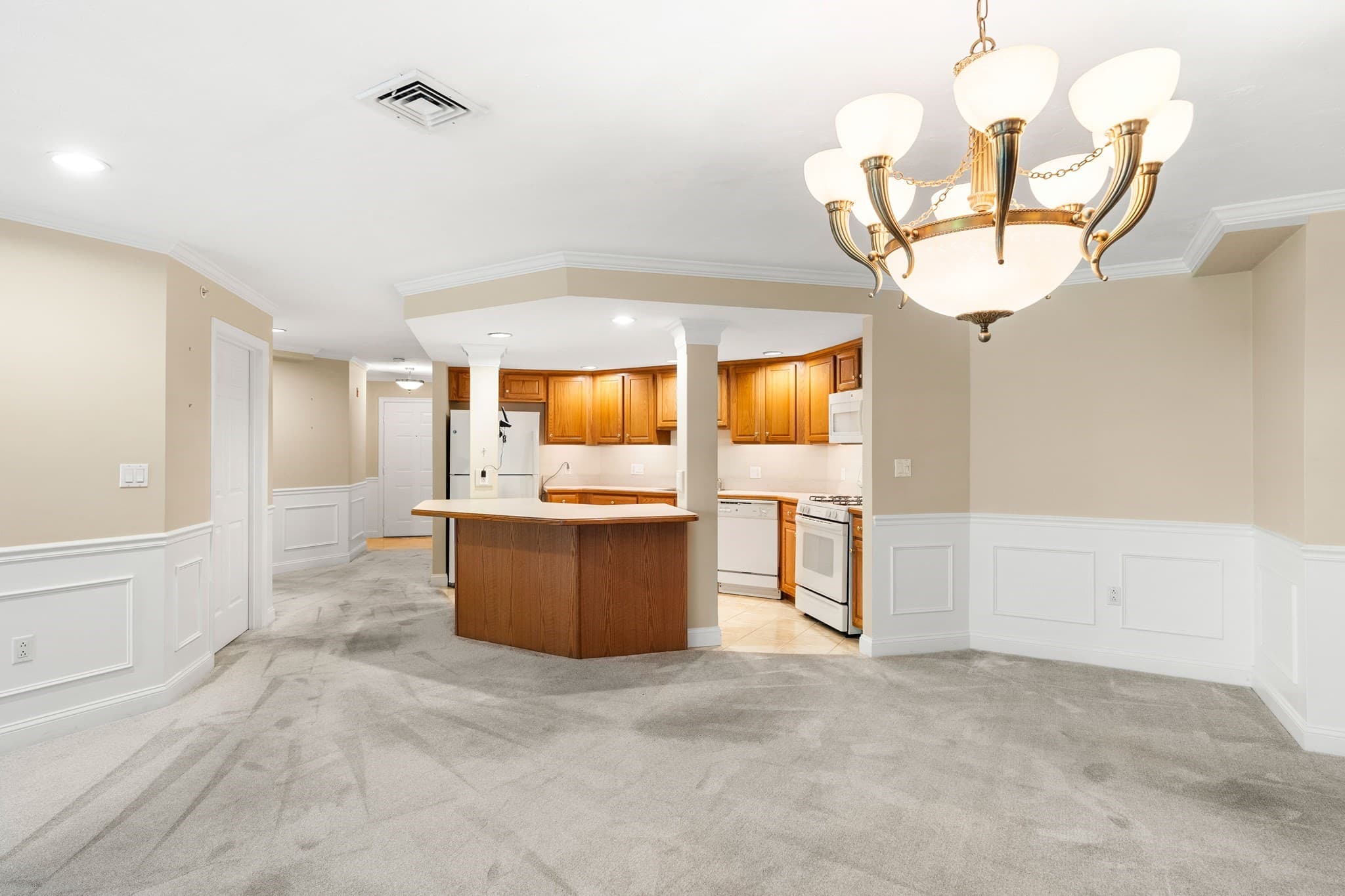 Condominium at 6 Technology Dr # 235, Chelmsford MA 01863, photo 6 of 37
