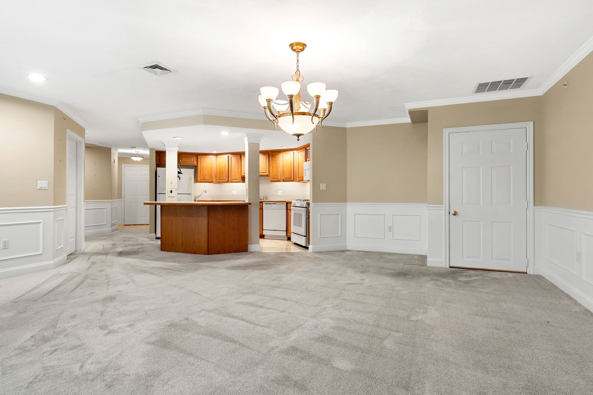 Condominium at 6 Technology Dr # 235, Chelmsford MA 01863, photo 5 of 37