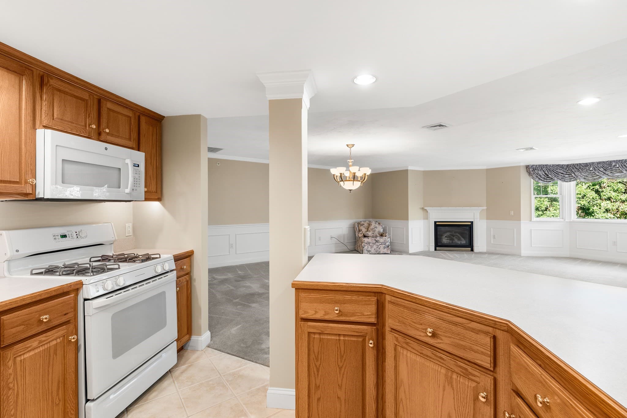 Condominium at 6 Technology Dr # 235, Chelmsford MA 01863, photo 9 of 37
