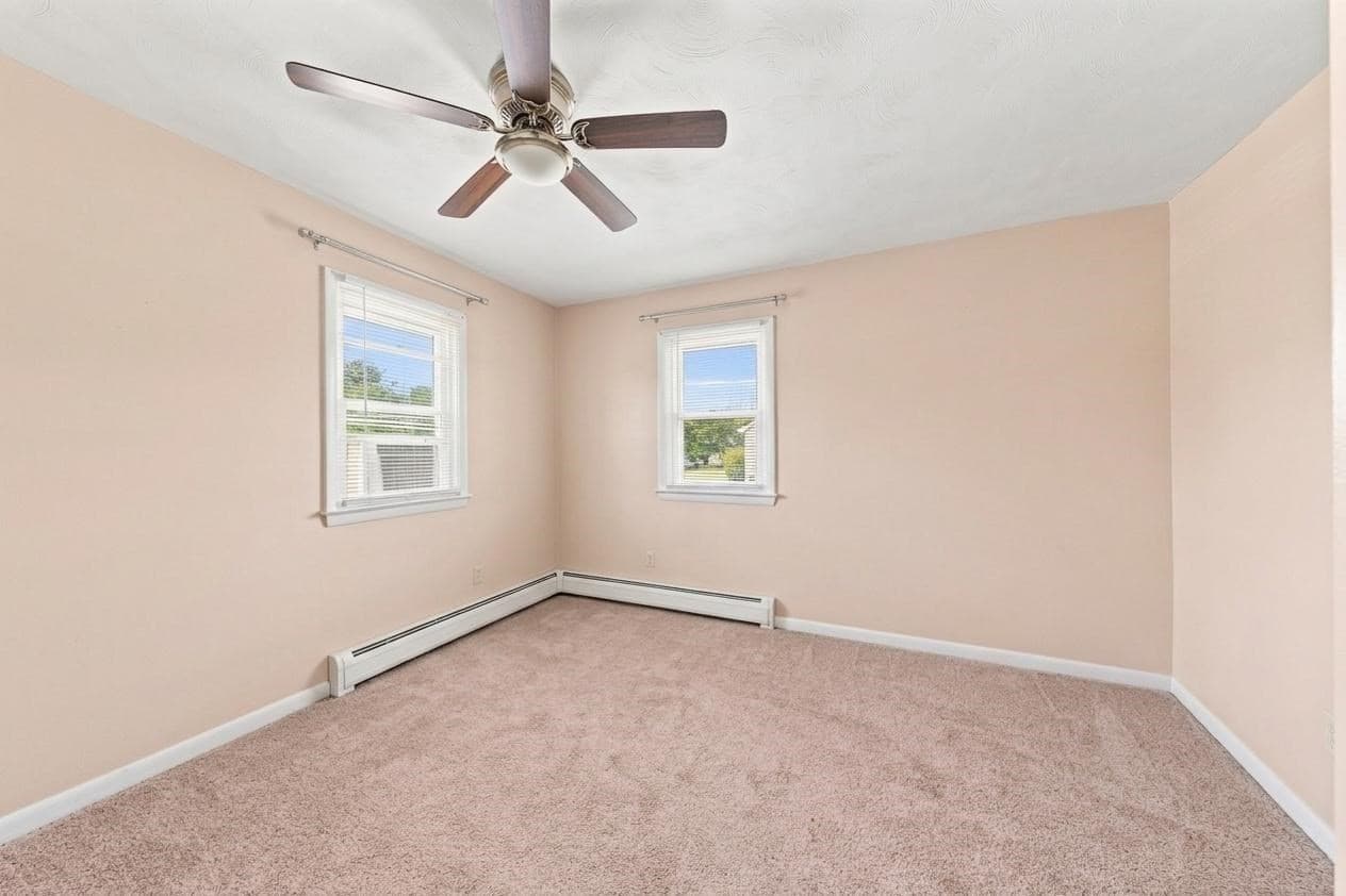 Single Family Residence at 139 Seabury St, New Bedford MA 02745, New Bedford, photo 12 of 24