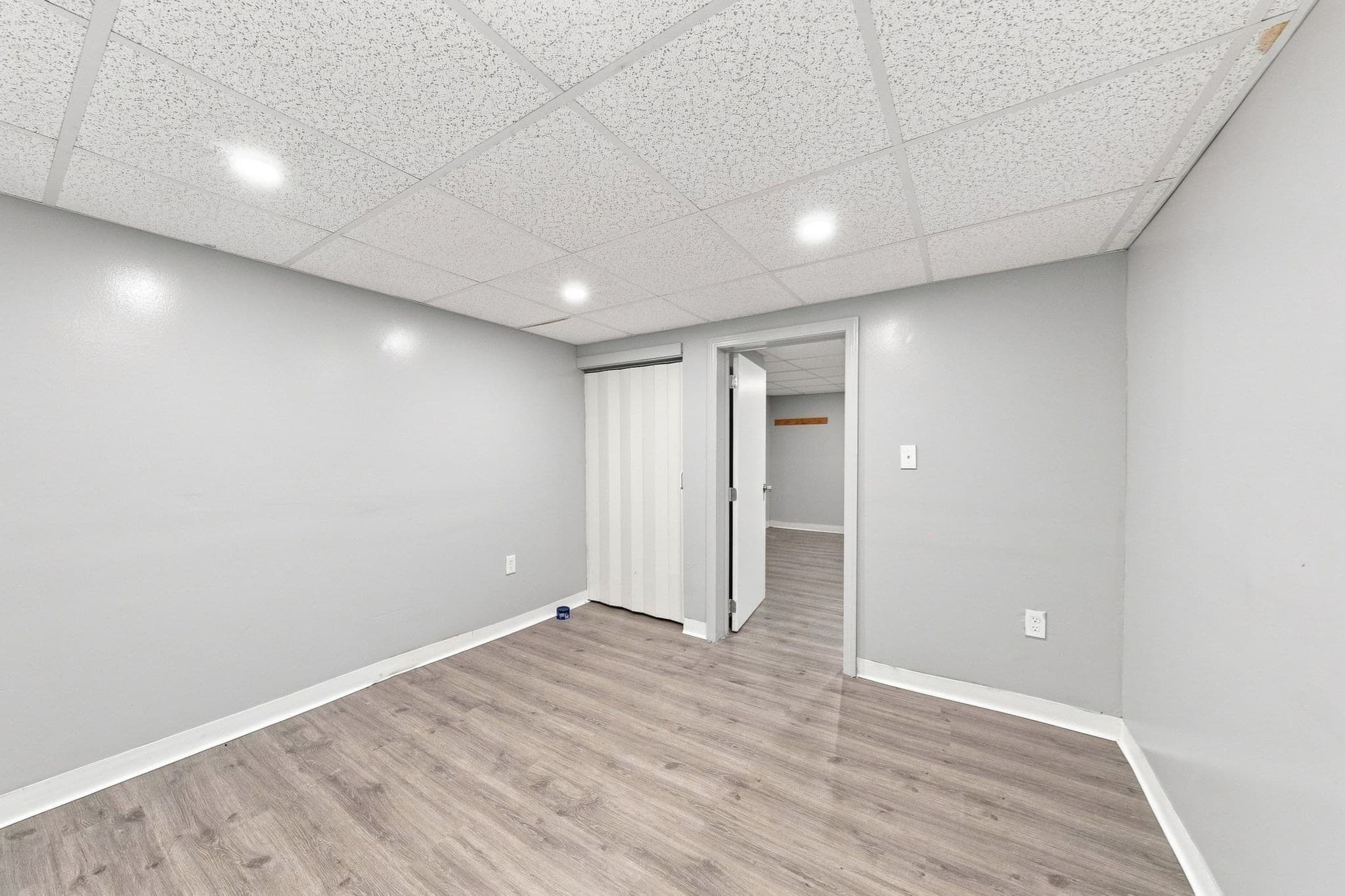 Single Family Residence at 139 Seabury St, New Bedford MA 02745, New Bedford, photo 20 of 24