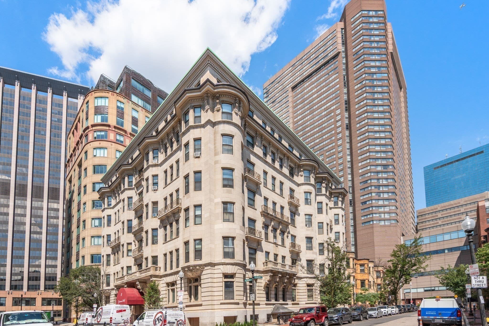 Condominium at 8 Garrison St # 501, Boston MA 02116, photo 28 of 39