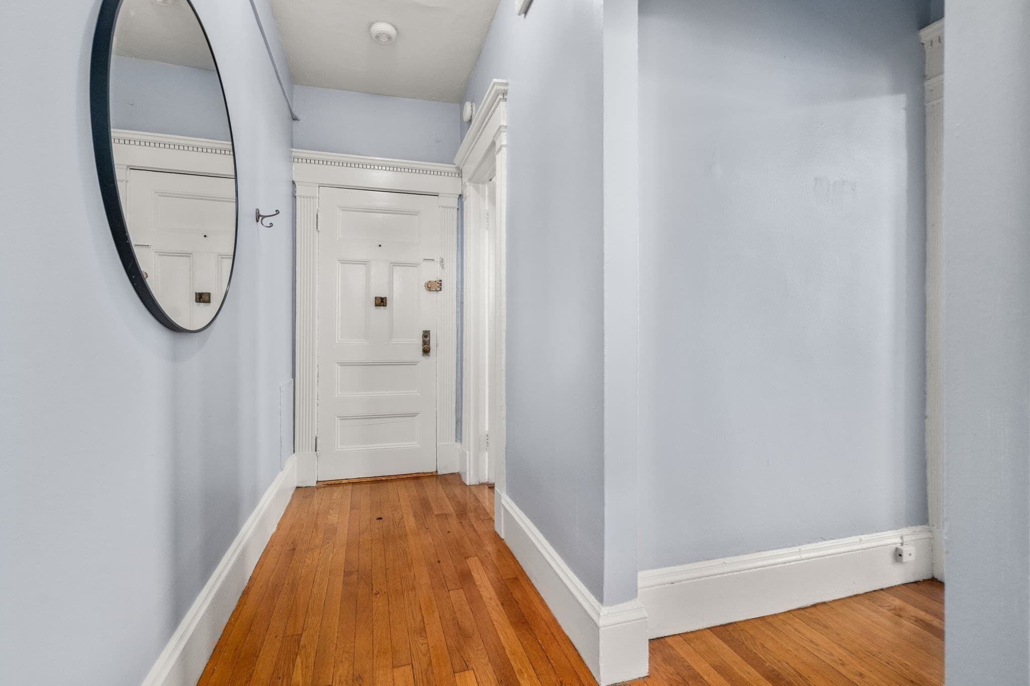 Condominium at 8 Garrison St # 501, Boston MA 02116, photo 9 of 39