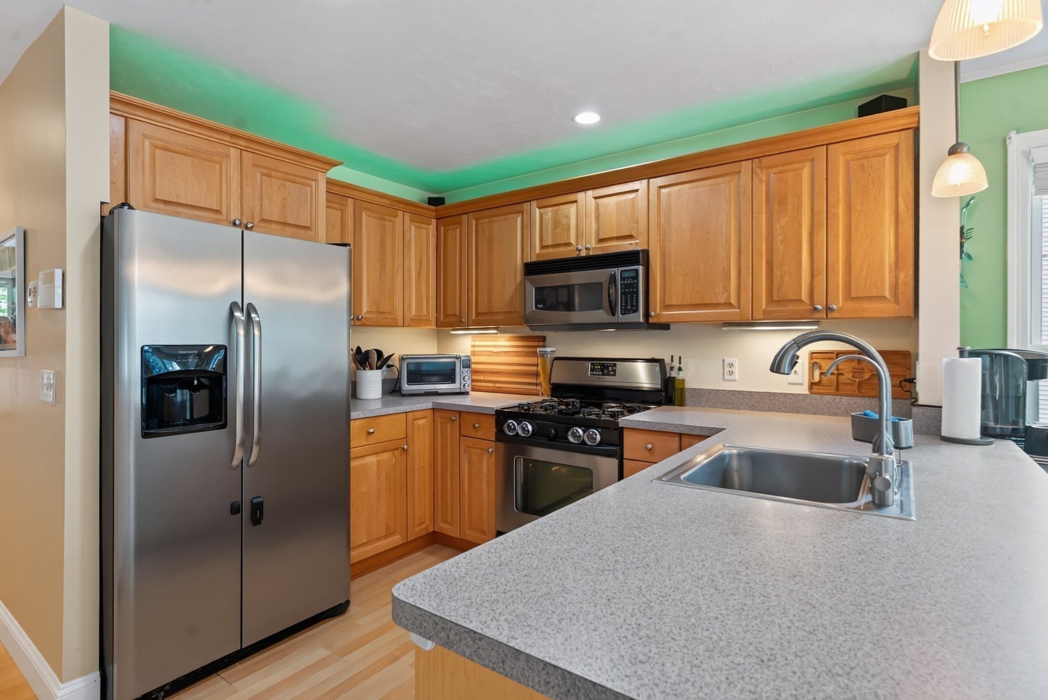 Condominium at 7 Sycamore Dr # 7, Middleboro MA 02346, Middleboro, photo 9 of 21
