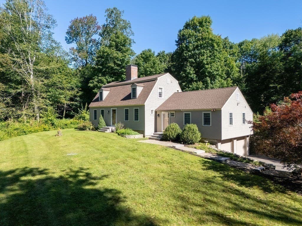 Single Family Residence at 96A High Street, Topsfield MA 01983, Topsfield, photo 5 of 42
