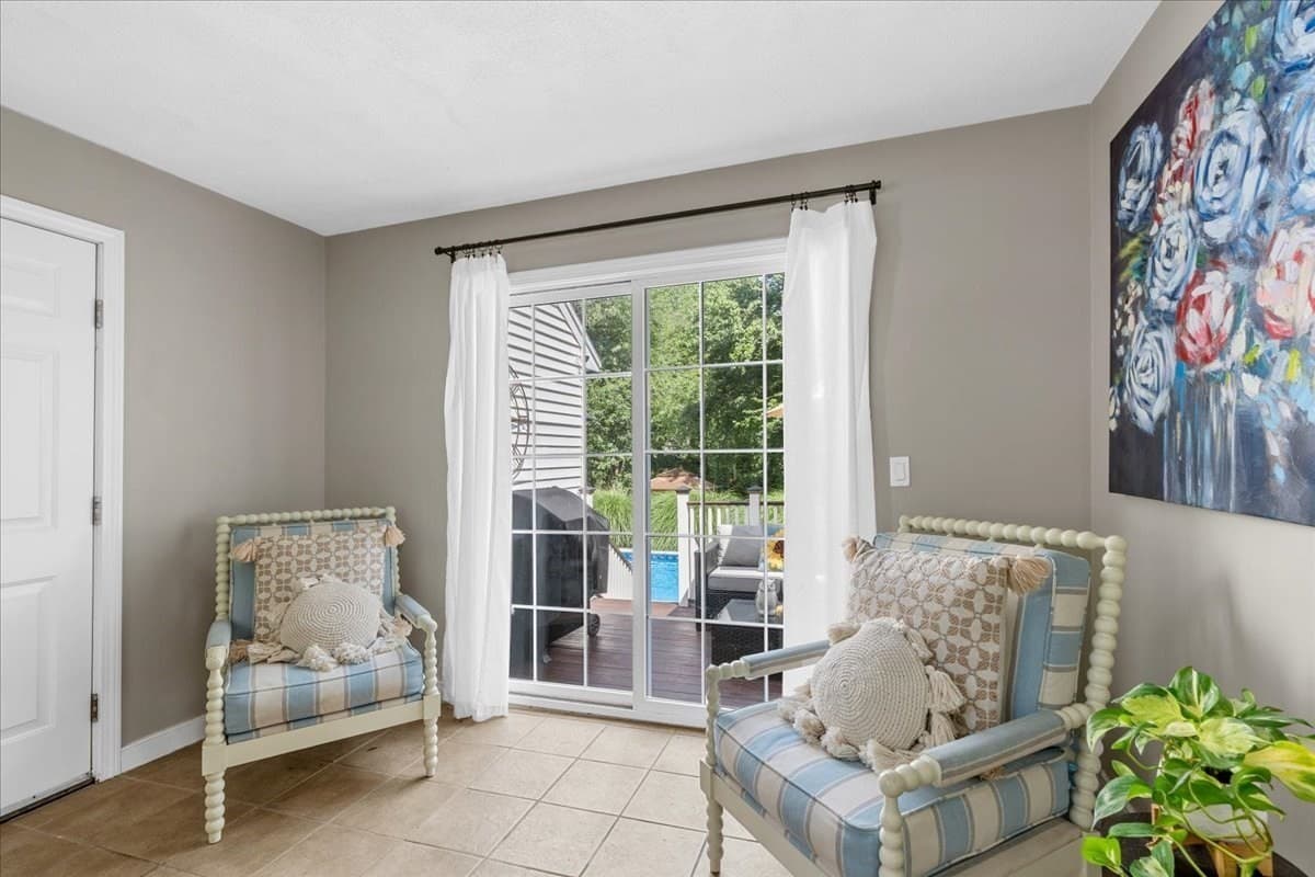 Single Family Residence at 65 Fox Hill Drive, Bridgewater MA 02324, Bridgewater, photo 6 of 41