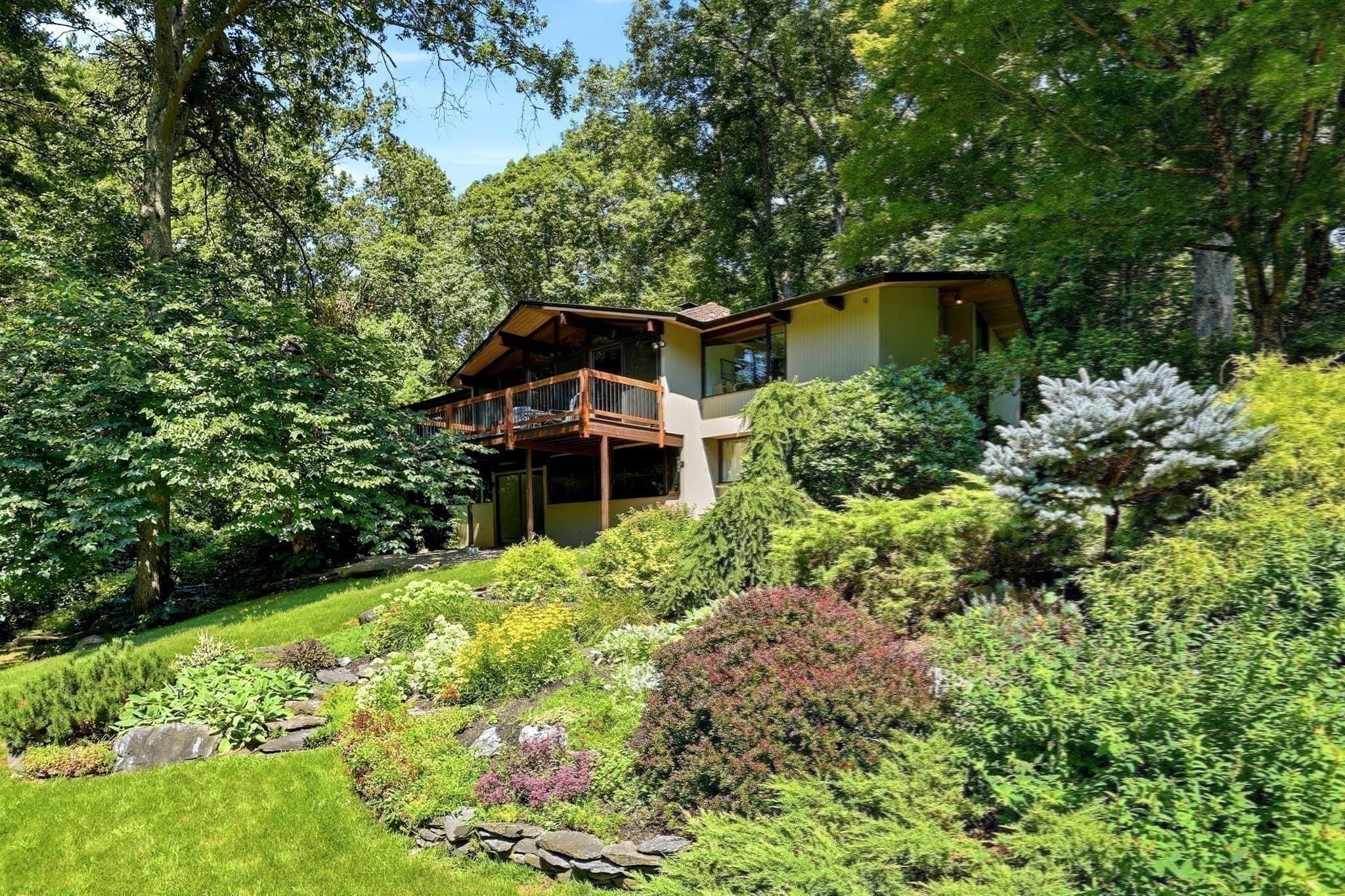 Single Family Residence at 40 Brigham Woods, Concord MA 01742, Concord, photo 32 of 36