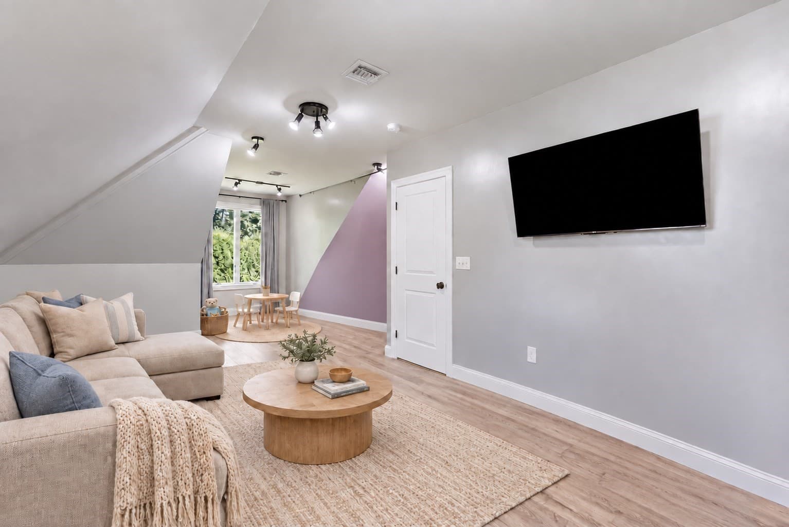 Single Family Residence at 47 Deer Hill Cir, Ludlow MA 01056, Ludlow, photo 34 of 42