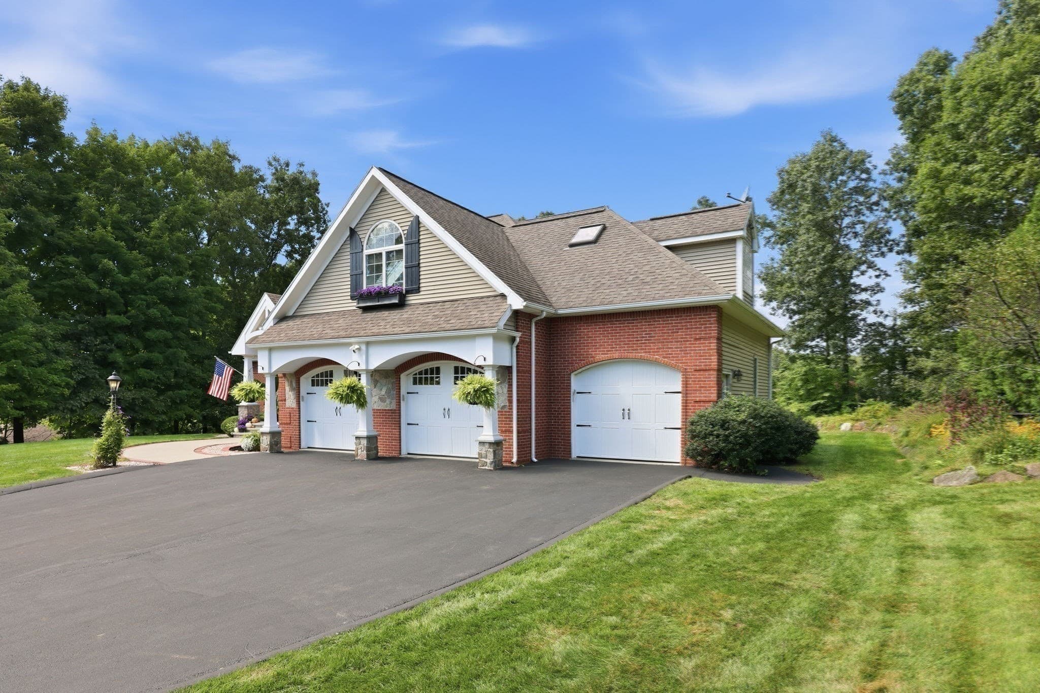 Single Family Residence at 47 Deer Hill Cir, Ludlow MA 01056, Ludlow, photo 39 of 42