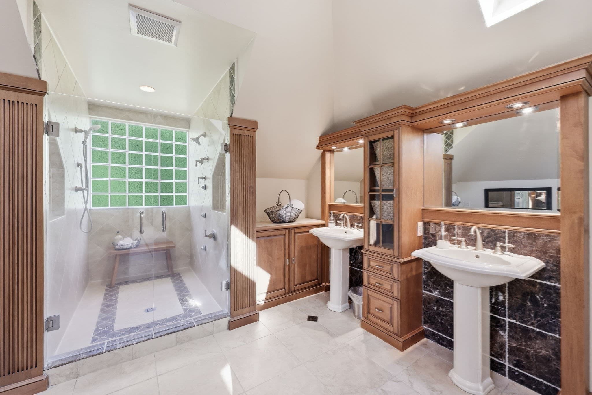 Single Family Residence at 47 Deer Hill Cir, Ludlow MA 01056, Ludlow, photo 25 of 42