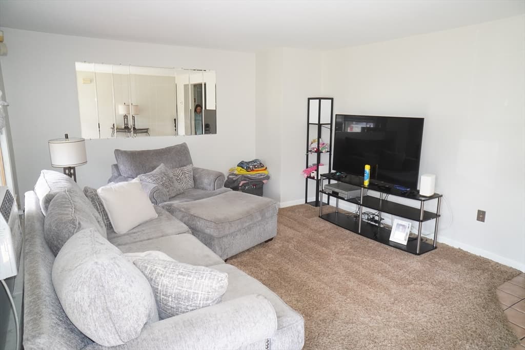 Condominium at 22 Blaney Ct # 22, Revere MA 02151, Revere, photo 5 of 12