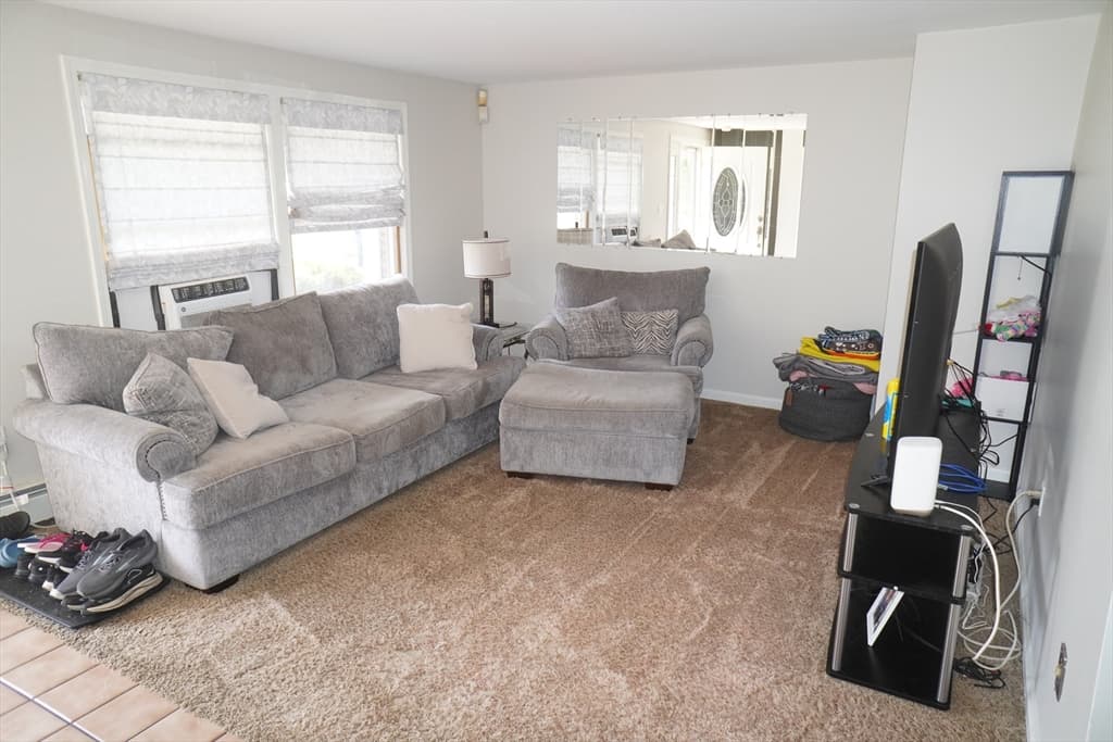 Condominium at 22 Blaney Ct # 22, Revere MA 02151, Revere, photo 4 of 12