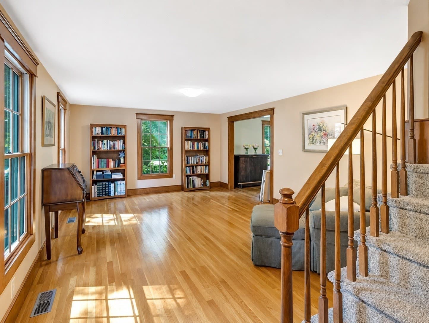 Single Family Residence at 55 King Arthur Way, Mansfield MA 02048, Mansfield, photo 6 of 42