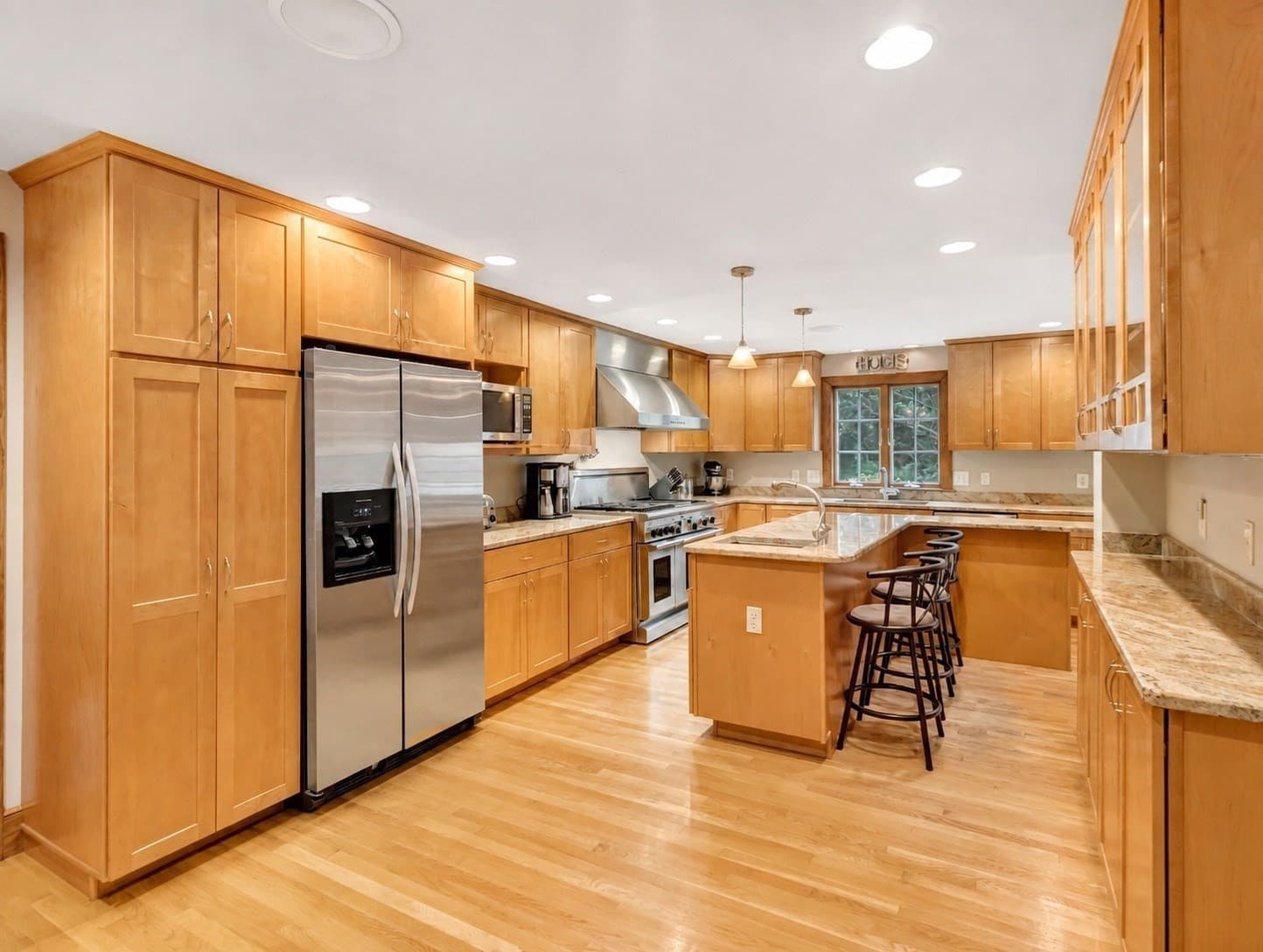 Single Family Residence at 55 King Arthur Way, Mansfield MA 02048, Mansfield, photo 11 of 42