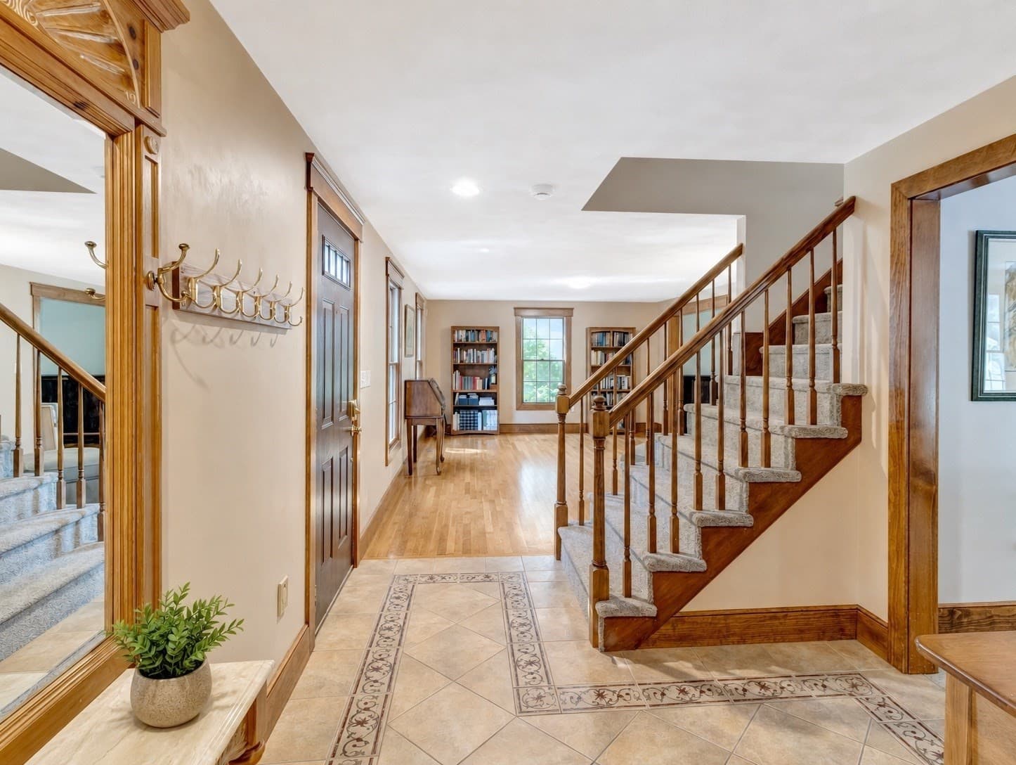 Single Family Residence at 55 King Arthur Way, Mansfield MA 02048, Mansfield, photo 4 of 42