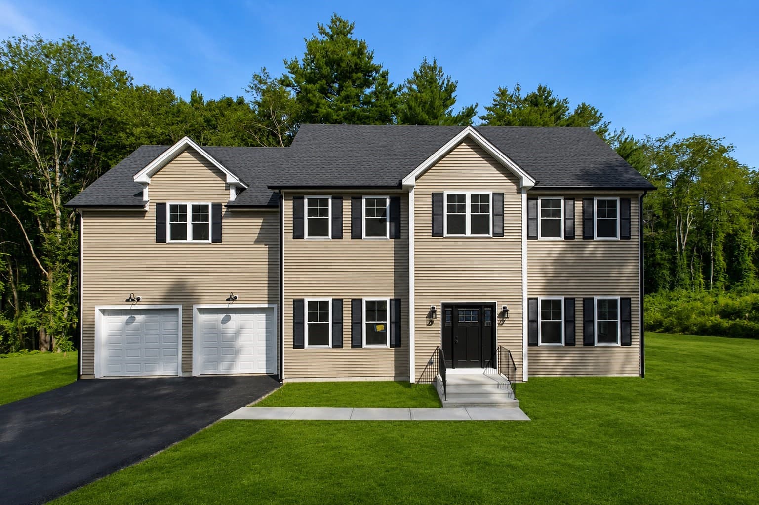 Single Family Residence at 90 Berry Corner Rd, Charlton MA 01507, Charlton, photo 2 of 42