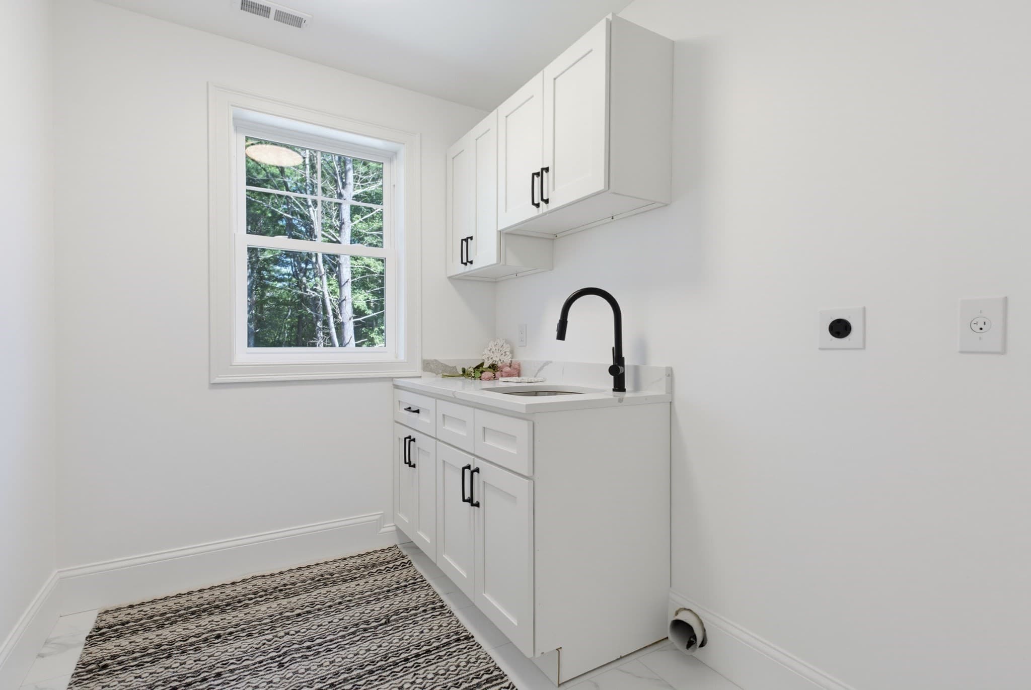Single Family Residence at 90 Berry Corner Rd, Charlton MA 01507, Charlton, photo 28 of 42