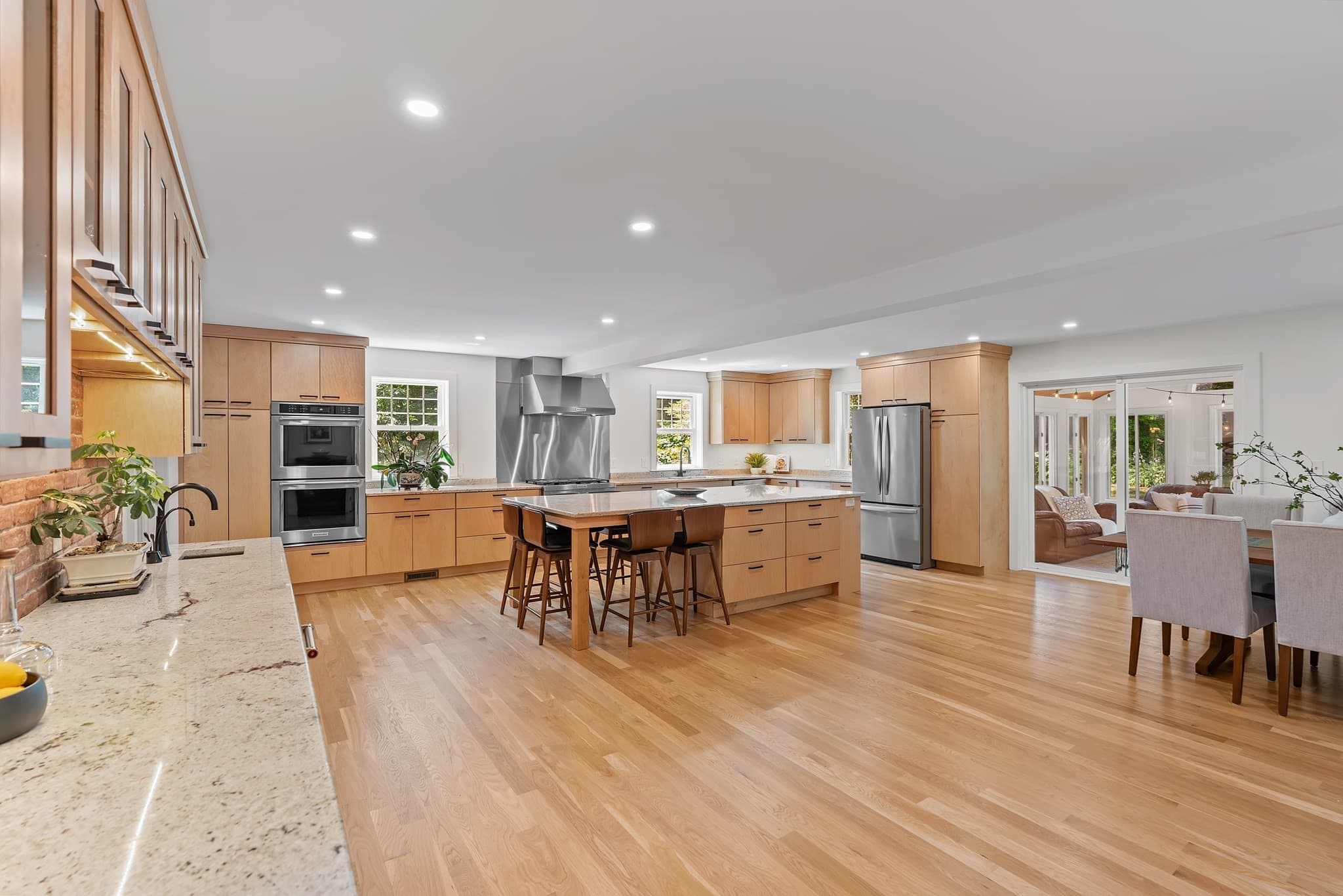 Single Family Residence at 334 Farm Road, Marlborough MA 01752, Marlborough, photo 10 of 42