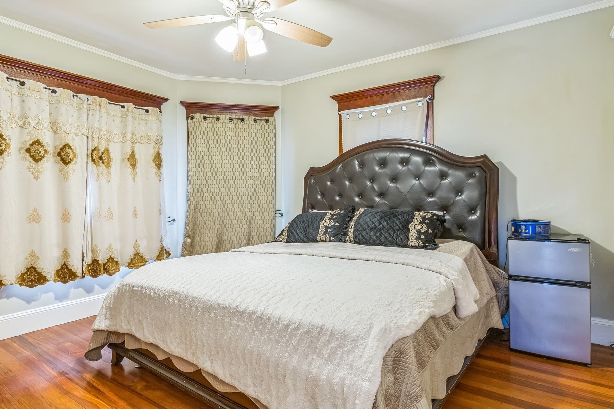 Single Family Residence at 563 Union St, New Bedford MA 02740, New Bedford, photo 12 of 22