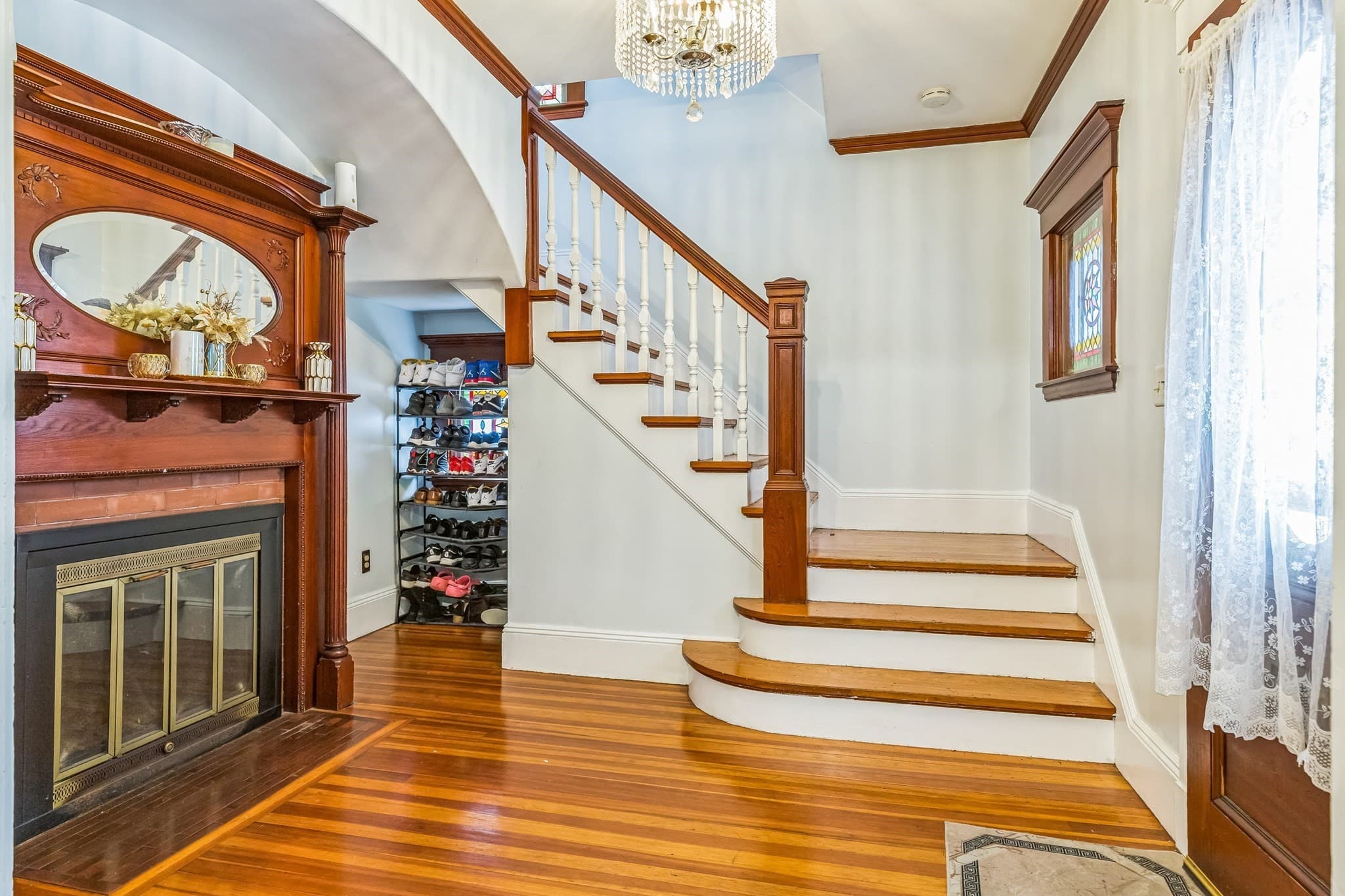Single Family Residence at 563 Union St, New Bedford MA 02740, New Bedford, photo 5 of 22