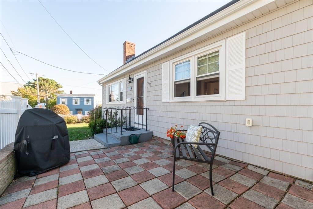 Single Family Residence at 8 Siren St, Winthrop MA 02152, Winthrop, photo 7 of 38