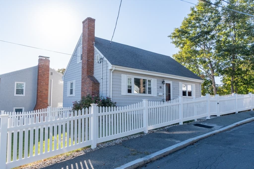 Single Family Residence at 8 Siren St, Winthrop MA 02152, Winthrop, photo 5 of 38