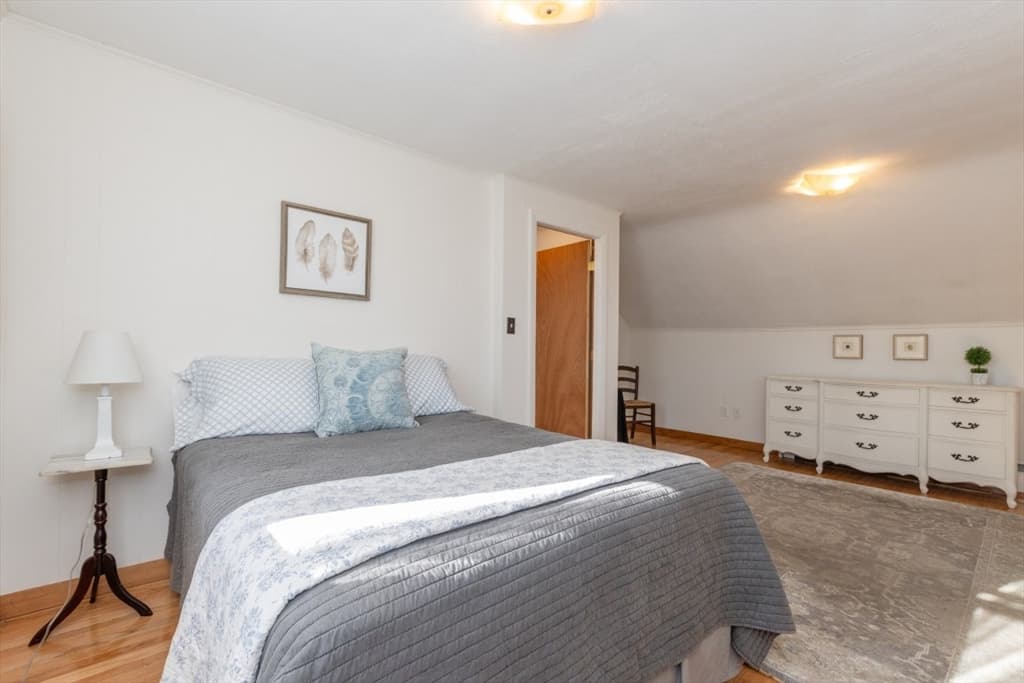 Single Family Residence at 8 Siren St, Winthrop MA 02152, Winthrop, photo 31 of 38
