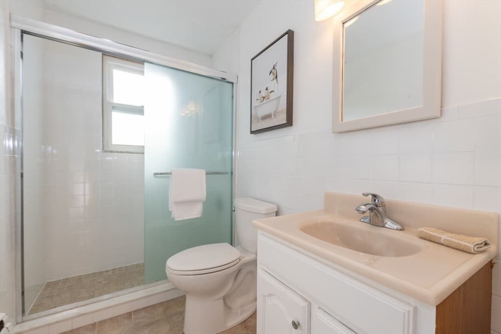 Single Family Residence at 8 Siren St, Winthrop MA 02152, Winthrop, photo 25 of 38