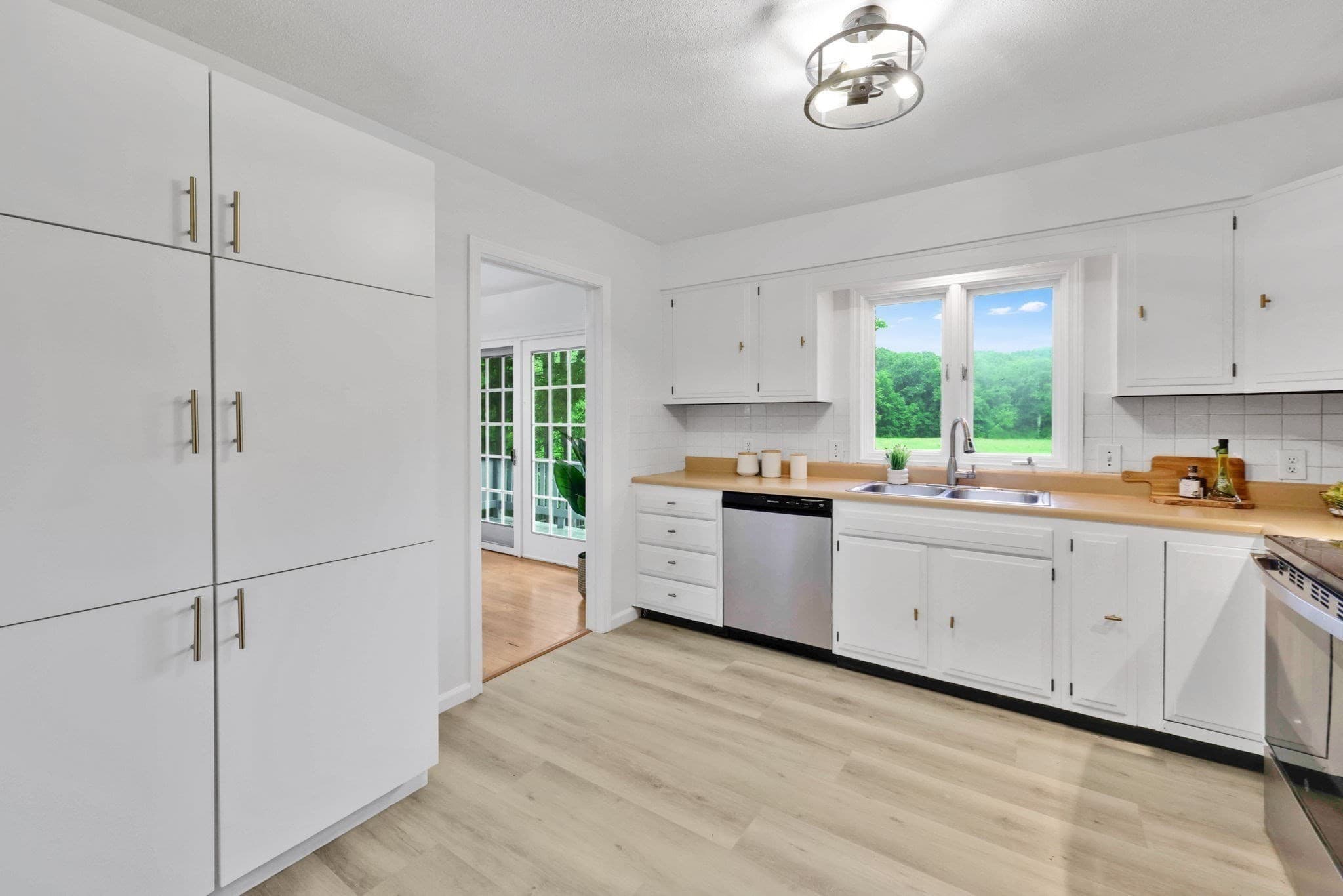 Single Family Residence at 210 Strong St, Amherst MA 01002, Amherst, photo 14 of 41