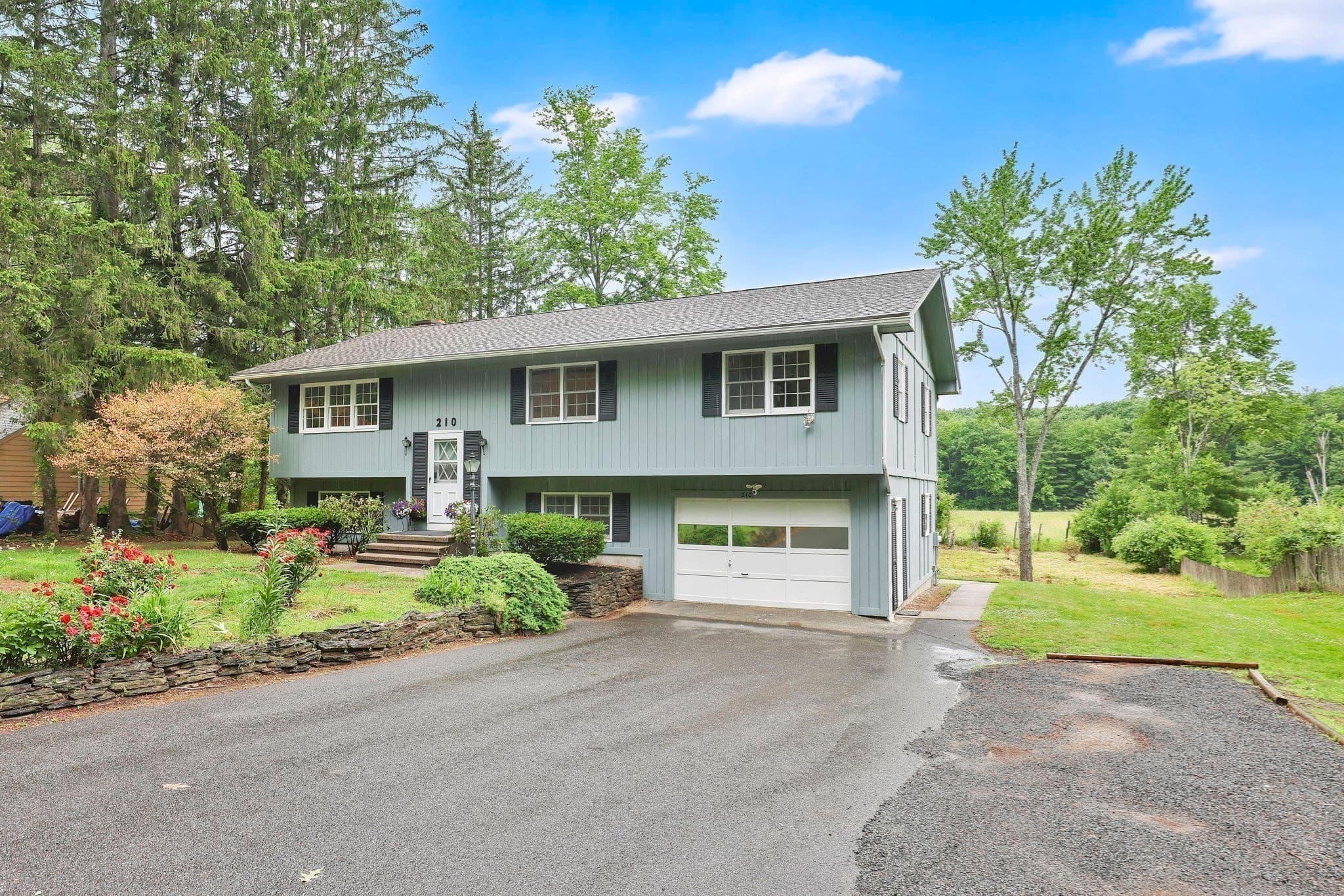 Single Family Residence at 210 Strong St, Amherst MA 01002, Amherst, photo 37 of 41