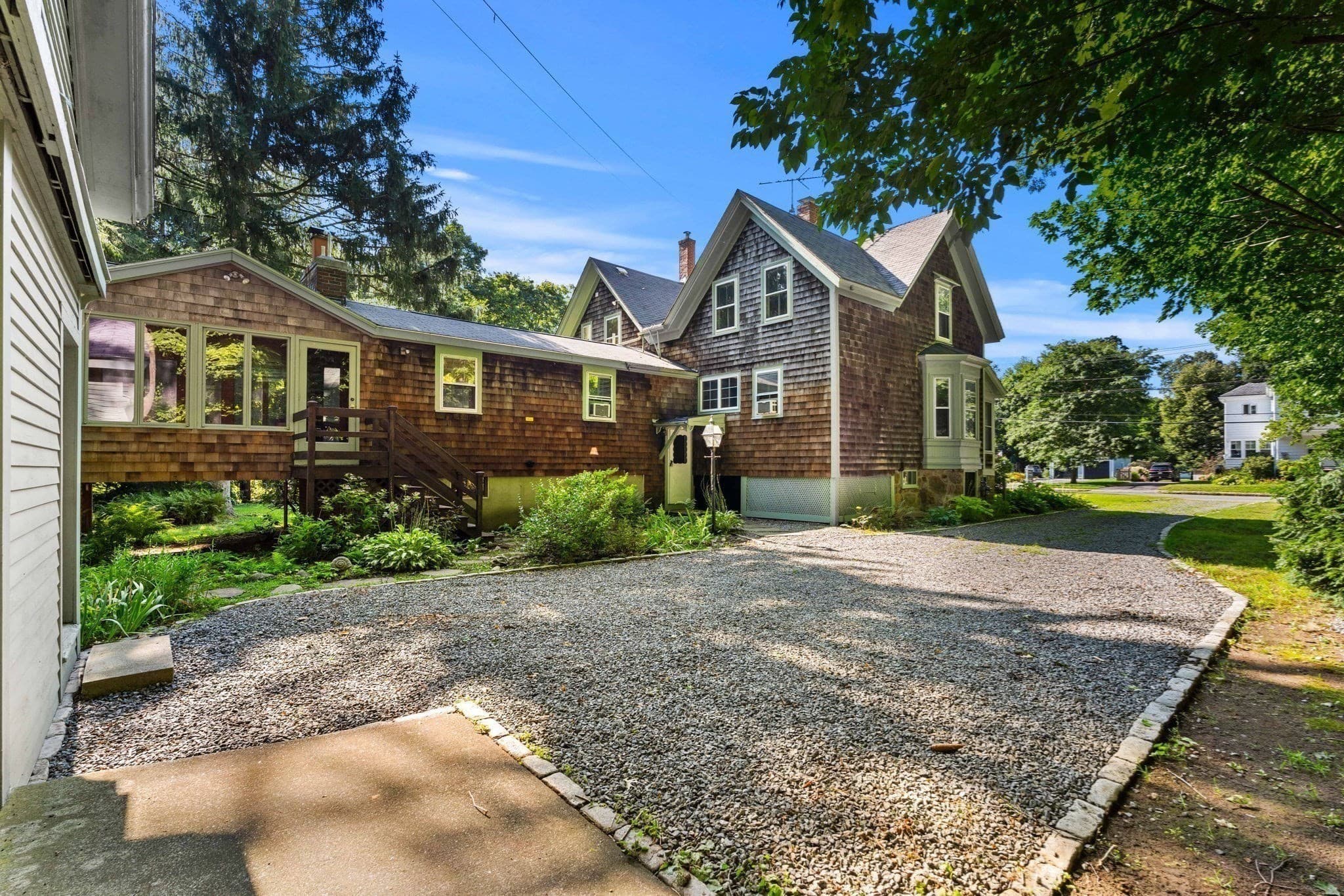 Single Family Residence at 42 Walnut Rd, Hamilton MA 01982, Hamilton, photo 4 of 36