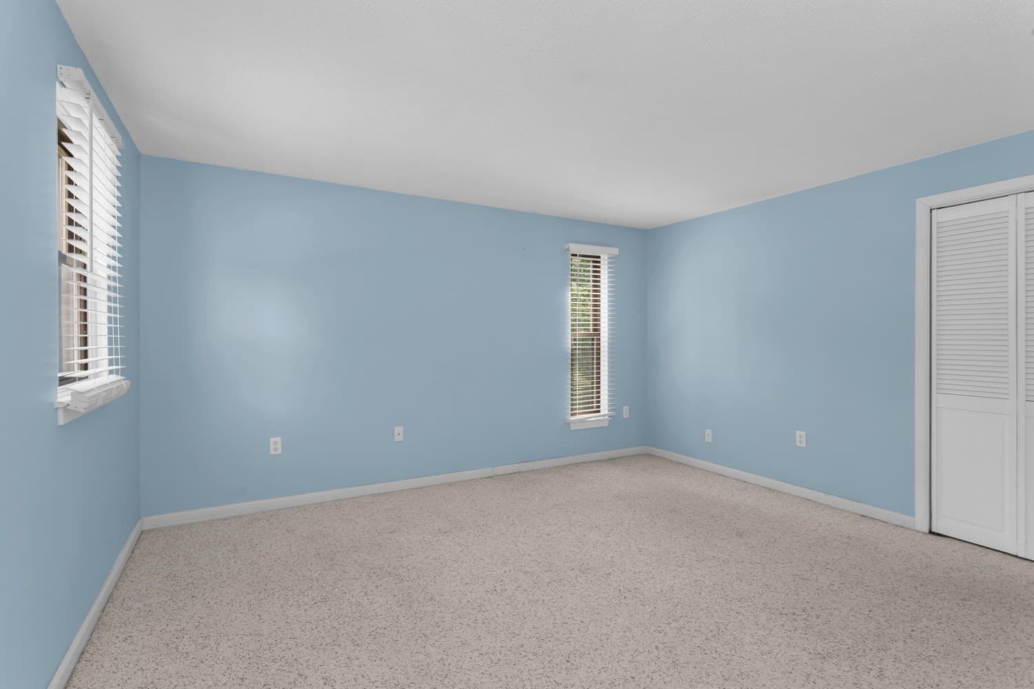 Condominium at 31 Greenwood Village St # 31, Easton MA 02334, Easton, photo 33 of 42