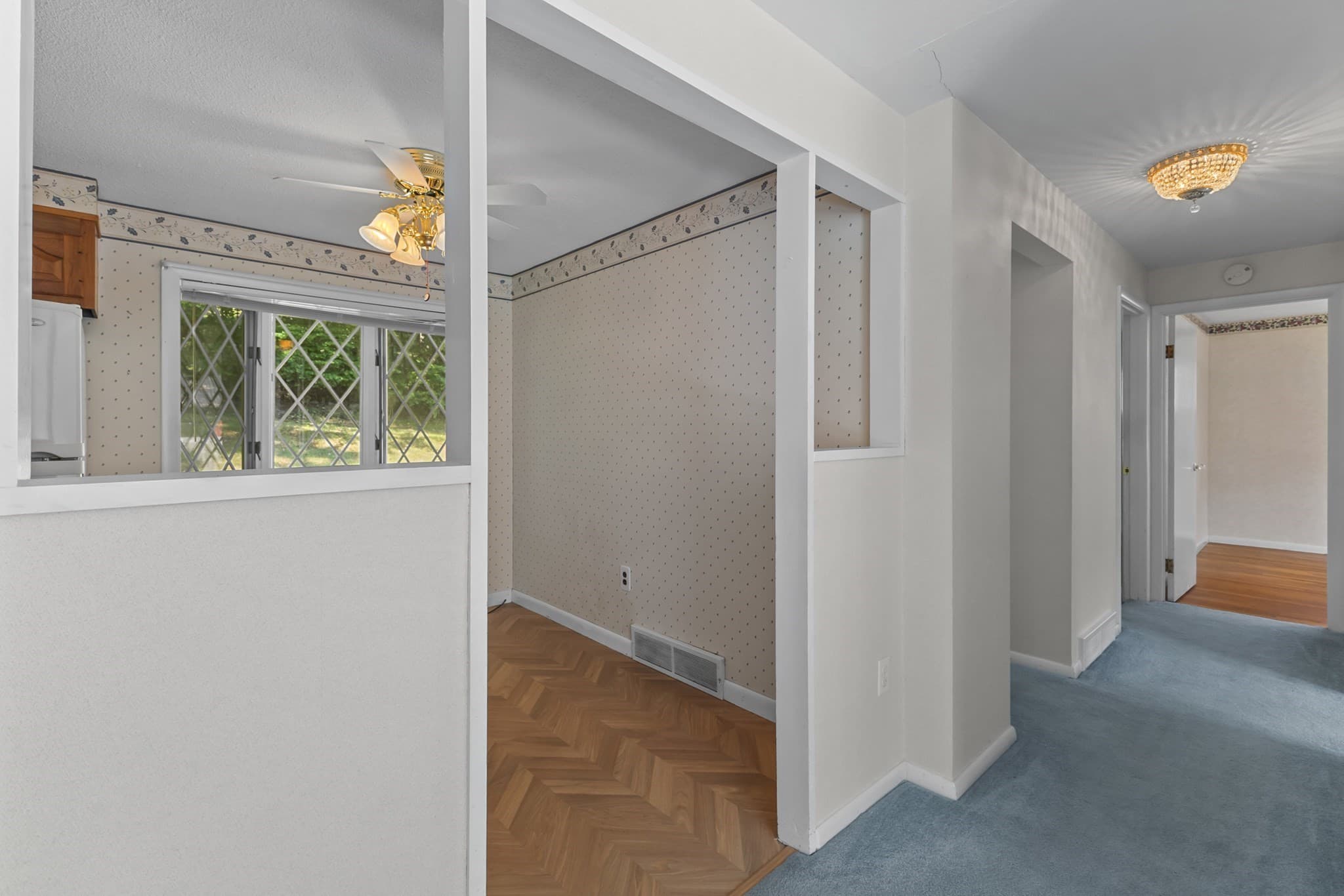 Single Family Residence at 48 Washington St, Shrewsbury MA 01545, Shrewsbury, photo 6 of 36