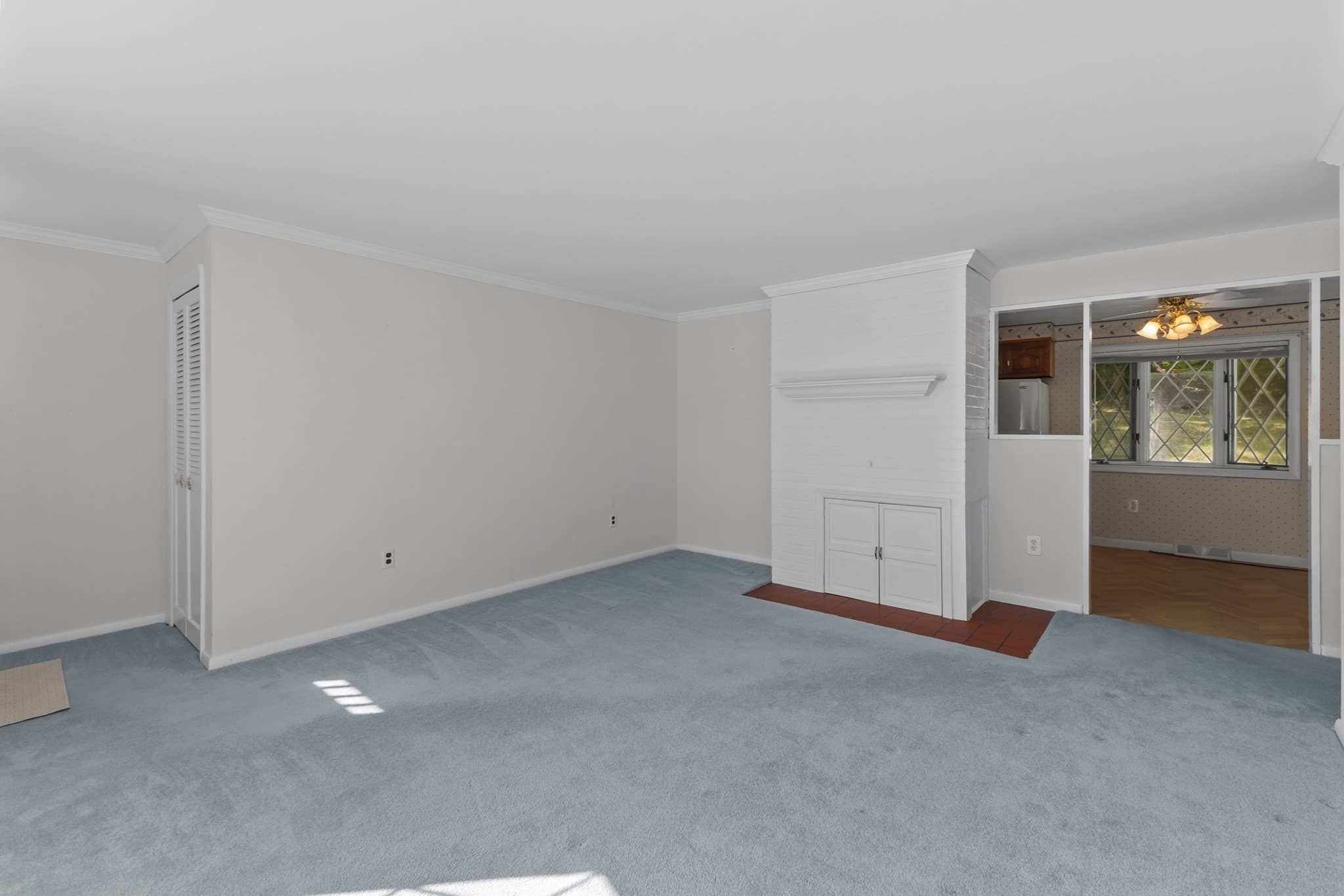 Single Family Residence at 48 Washington St, Shrewsbury MA 01545, Shrewsbury, photo 4 of 36