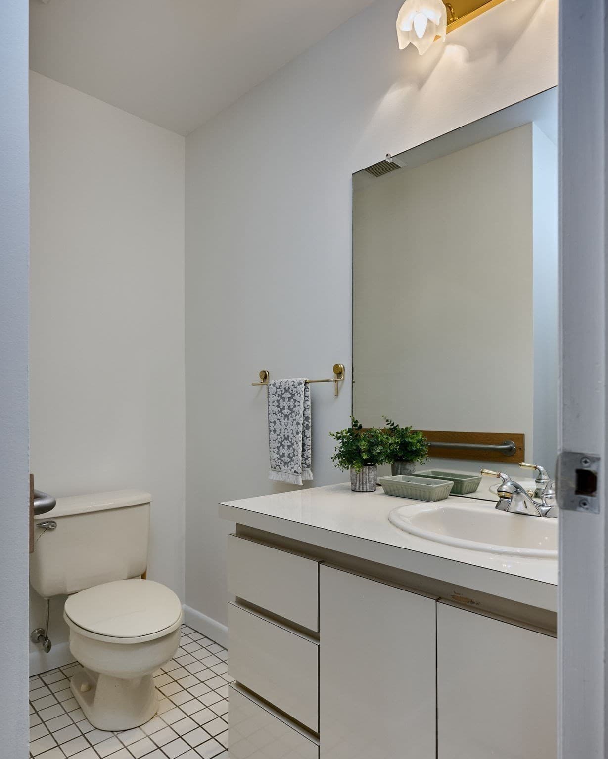 Condominium at 26 Crescent St # G2, Northampton MA 01060, Northampton, photo 14 of 25