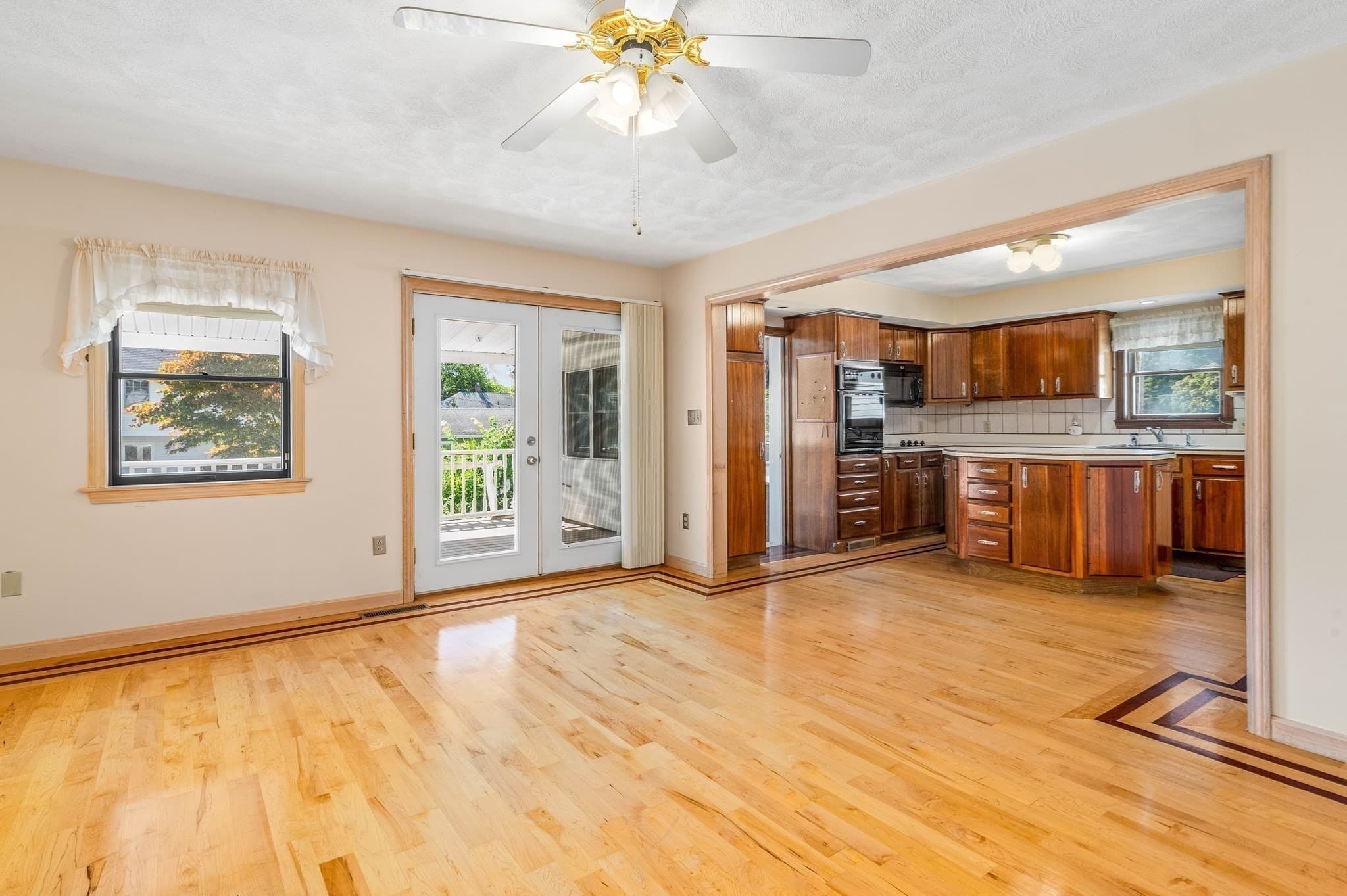 Single Family Residence at 16 Bobolink  Street, Boston MA 02132, Boston, photo 12 of 41