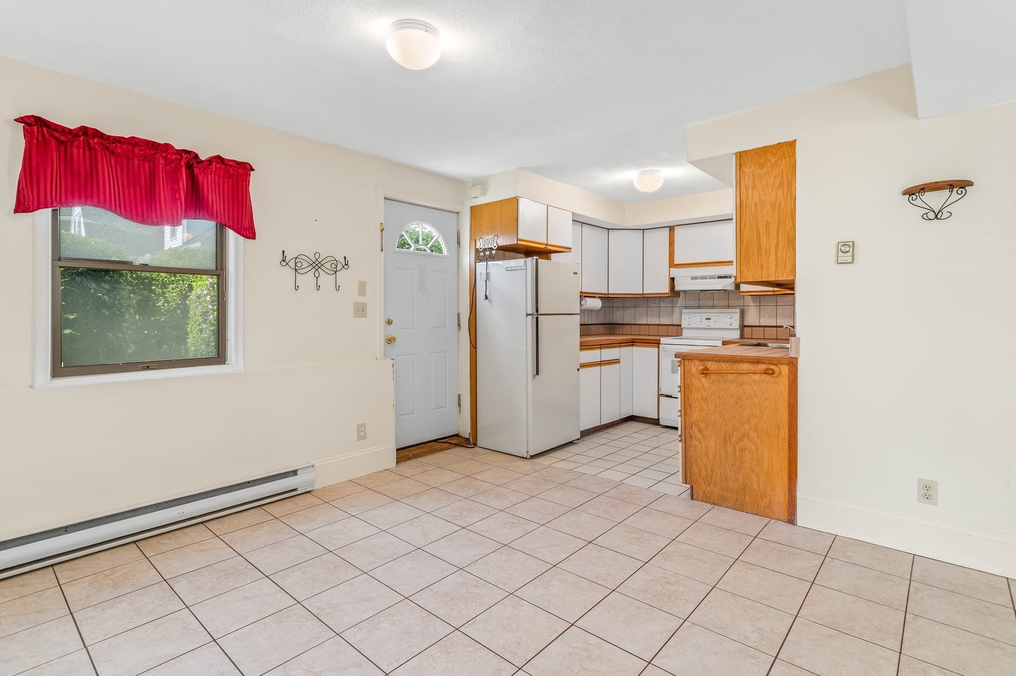 Single Family Residence at 16 Bobolink  Street, Boston MA 02132, Boston, photo 28 of 41