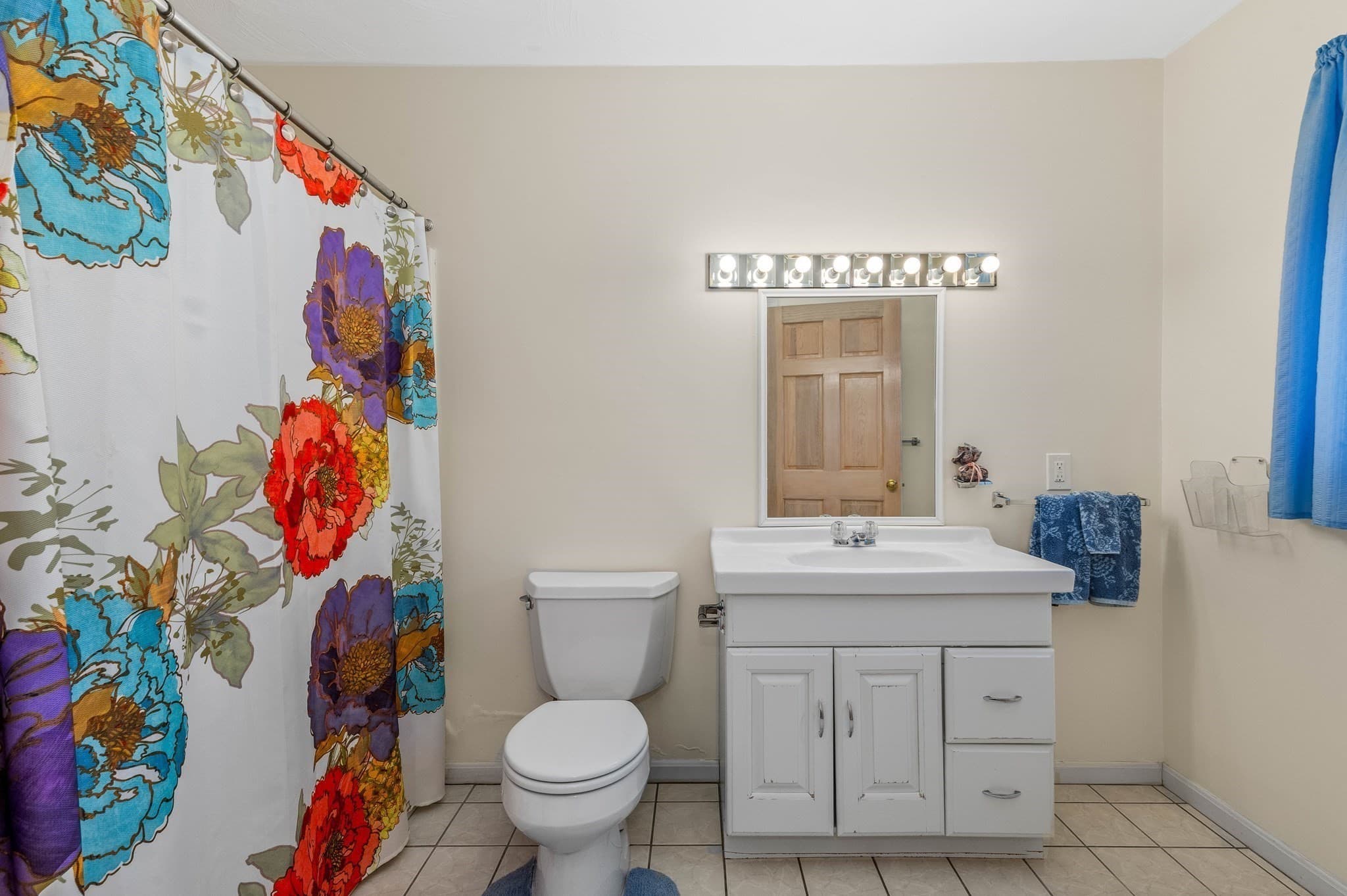 Single Family Residence at 16 Bobolink  Street, Boston MA 02132, Boston, photo 24 of 41