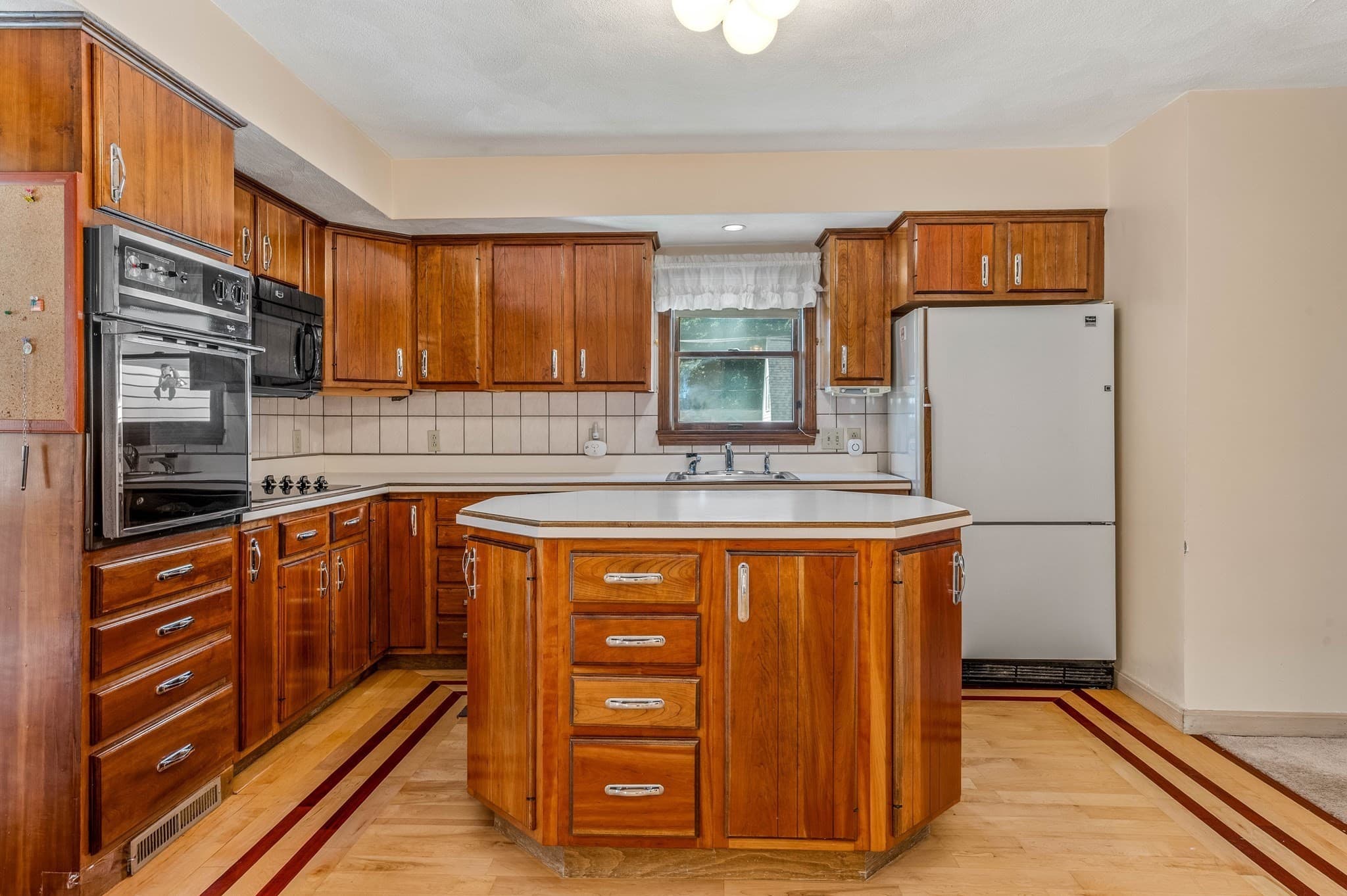 Single Family Residence at 16 Bobolink  Street, Boston MA 02132, Boston, photo 10 of 41