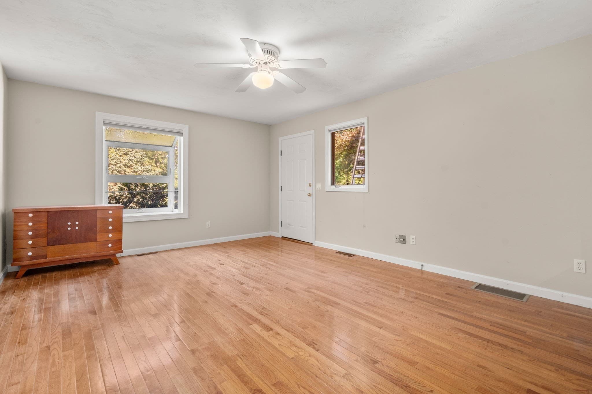 Single Family Residence at 41 George Hill Rd, Grafton MA 01519, Grafton, photo 15 of 29