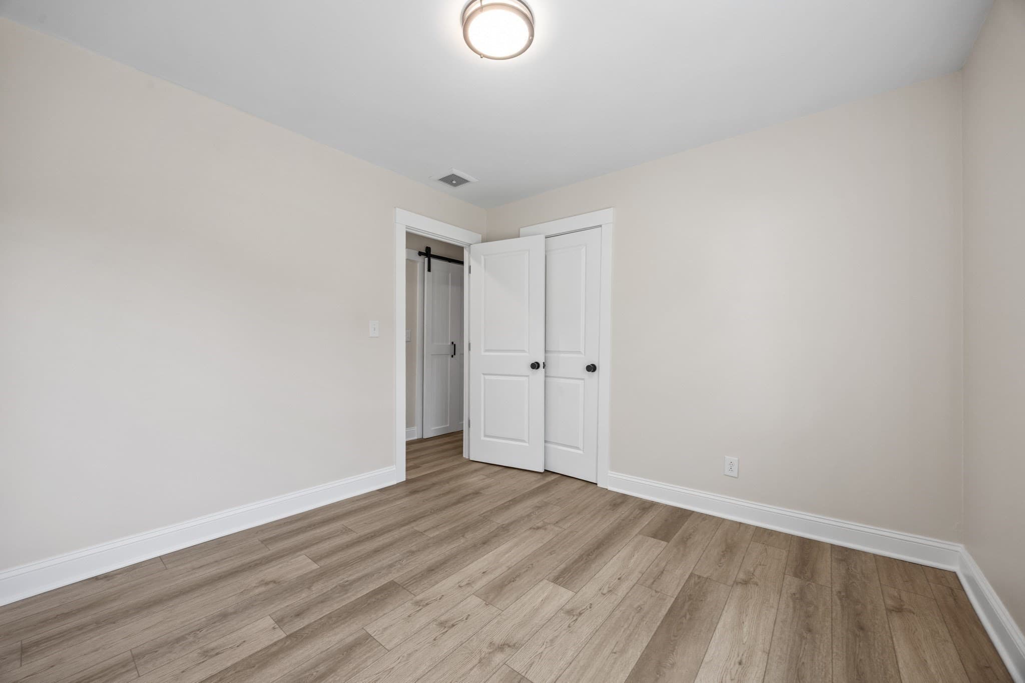Single Family Residence at 1153 Nantasket Ave, Hull MA 02045, Hull, photo 24 of 40