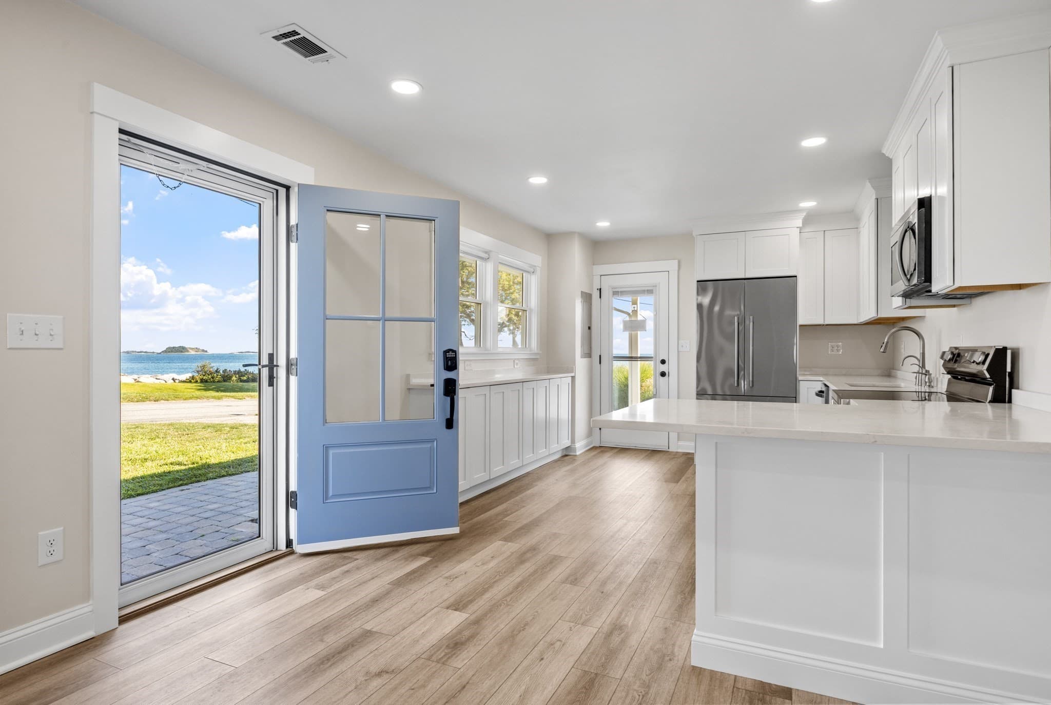 Single Family Residence at 1153 Nantasket Ave, Hull MA 02045, Hull, photo 10 of 40