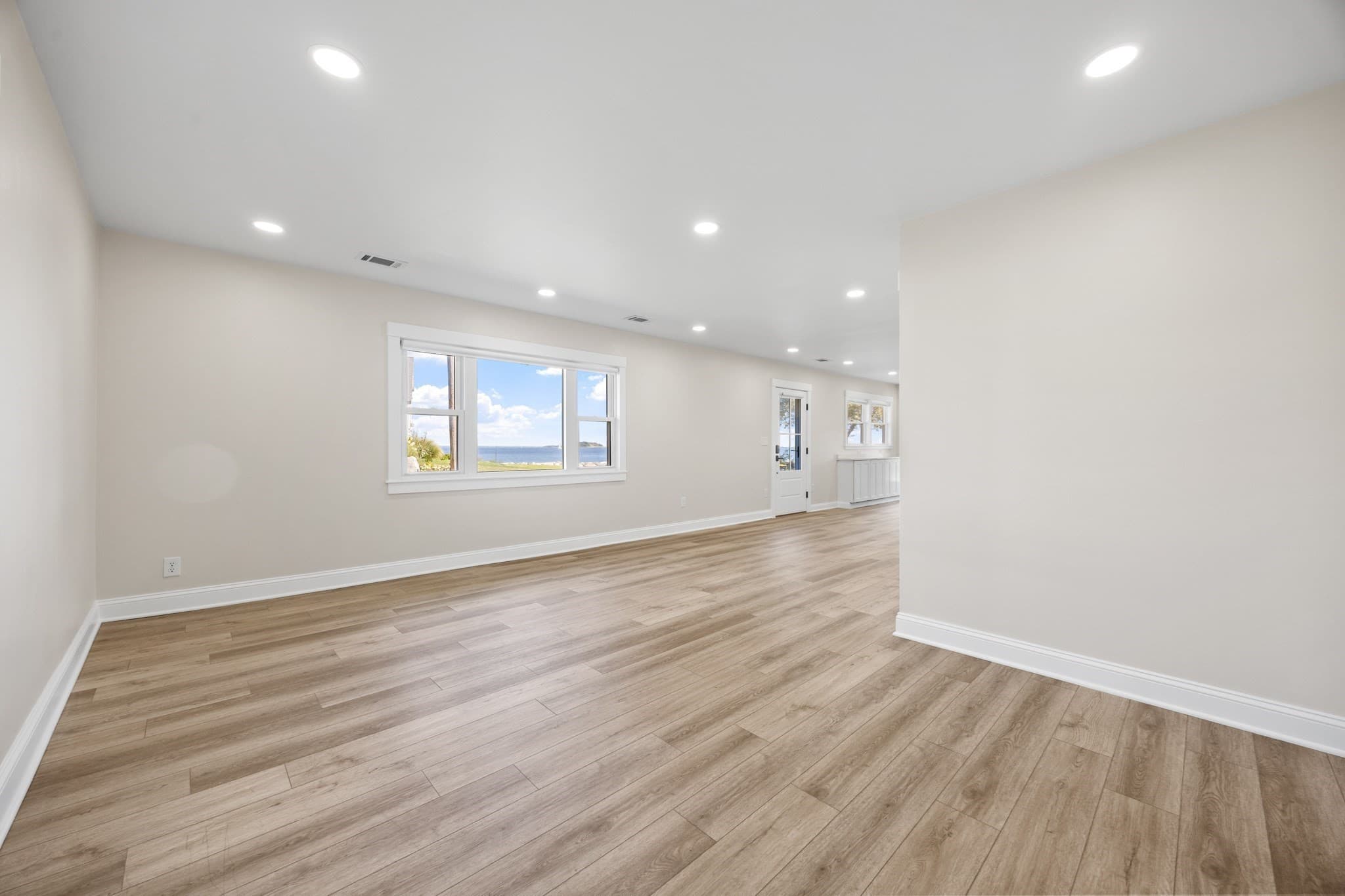 Single Family Residence at 1153 Nantasket Ave, Hull MA 02045, Hull, photo 19 of 40