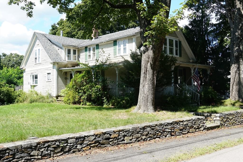 Single Family Residence at 33 Warren Street, Taunton MA 02780, Taunton, photo 2 of 28